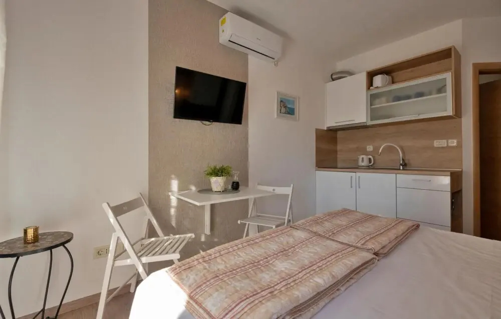 Awesome Apartment in Promajna With Wifi, Outdoor Swimming Pool and Swimming Pool