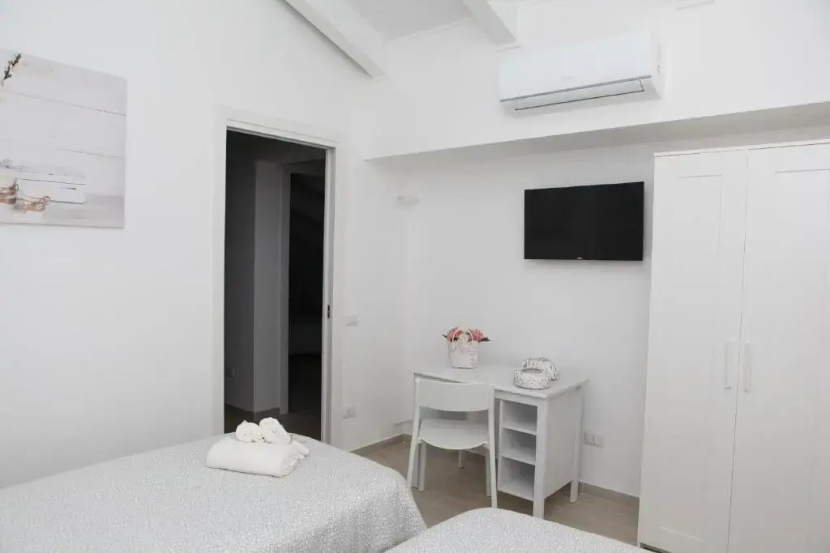 Rosy House - Hospitality