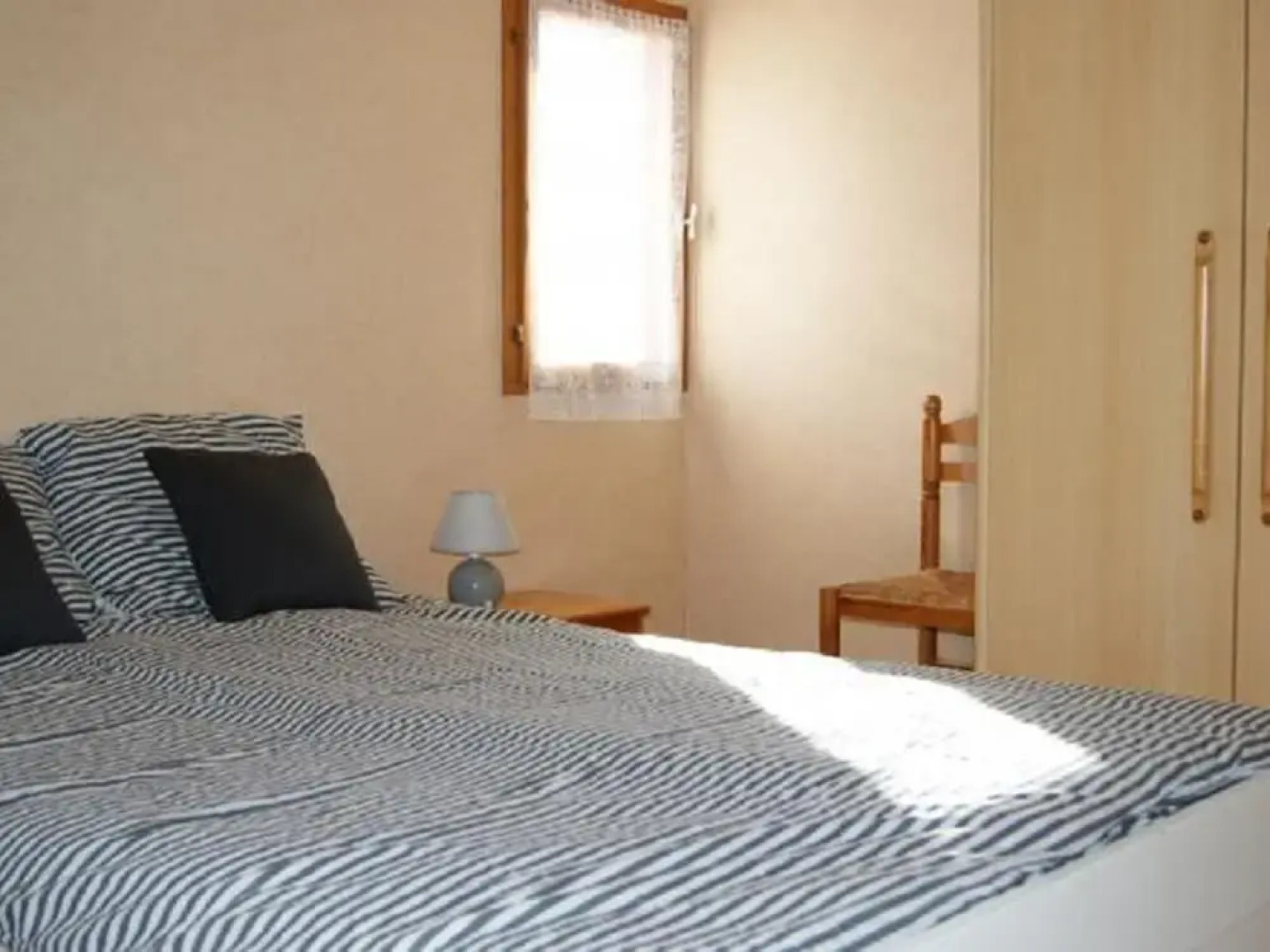 Completely Enclosed Villa With Private Swimming Pool and Lots of Privacy