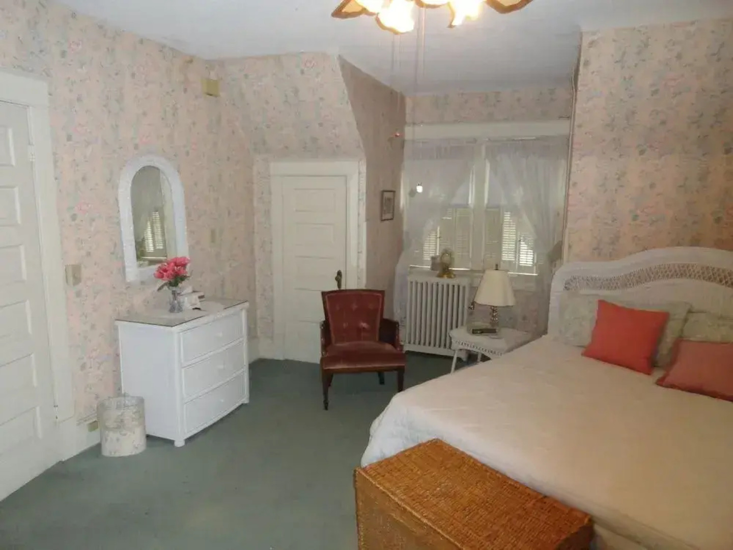 Victorian Inn Bed and Breakfast