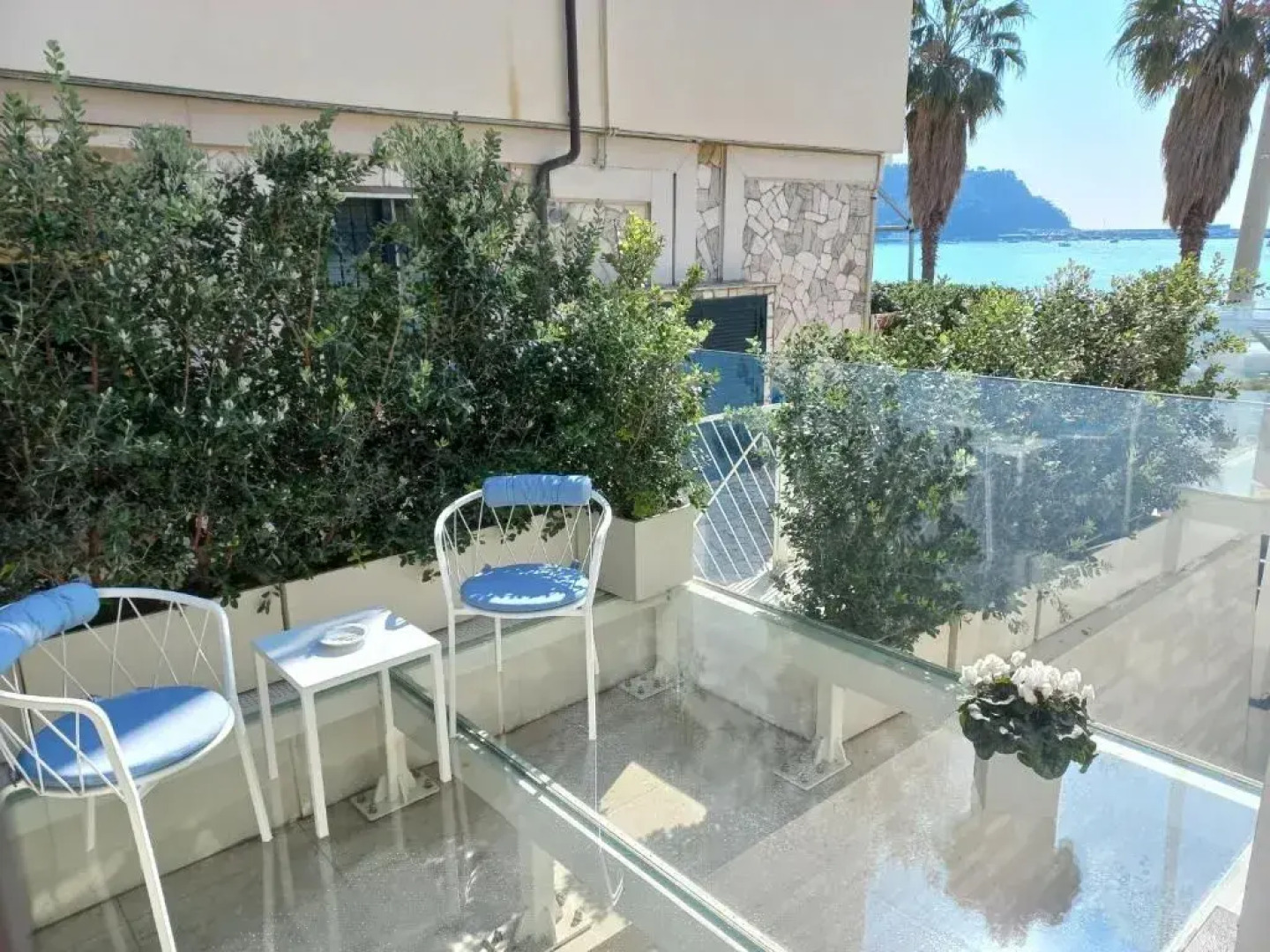 VistAmare Luxury Retreat