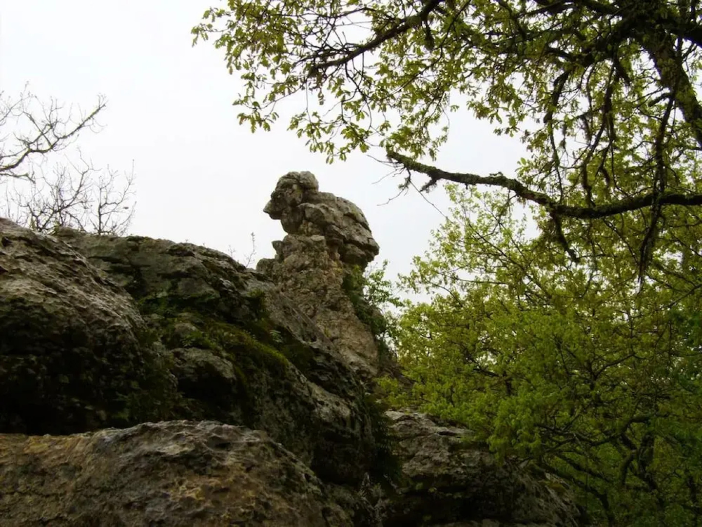 Bungalow With 2 Bedrooms in Ruoms, With Wonderful Mountain View, Shared Pool, Enclosed Garden