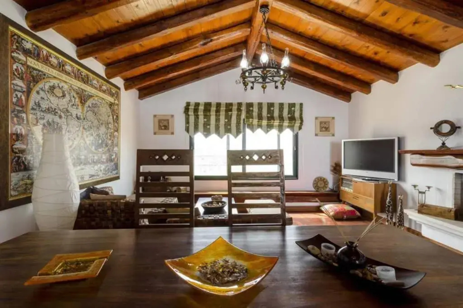 Korina’s wood house