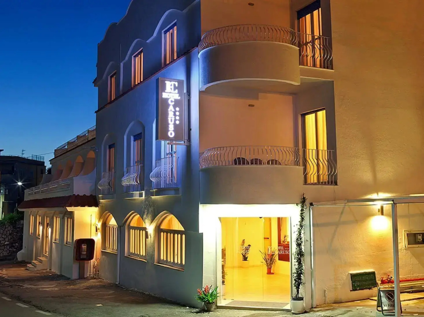 Hotel Caruso