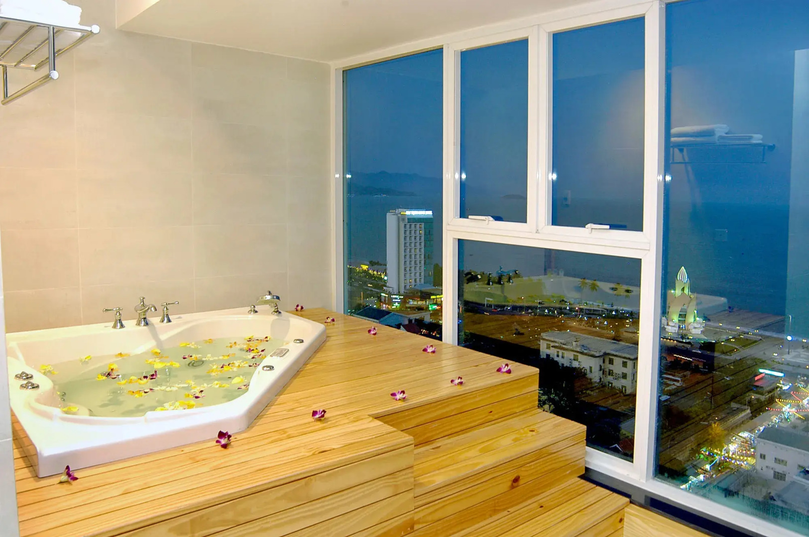 Green World Hotel Nha Trang