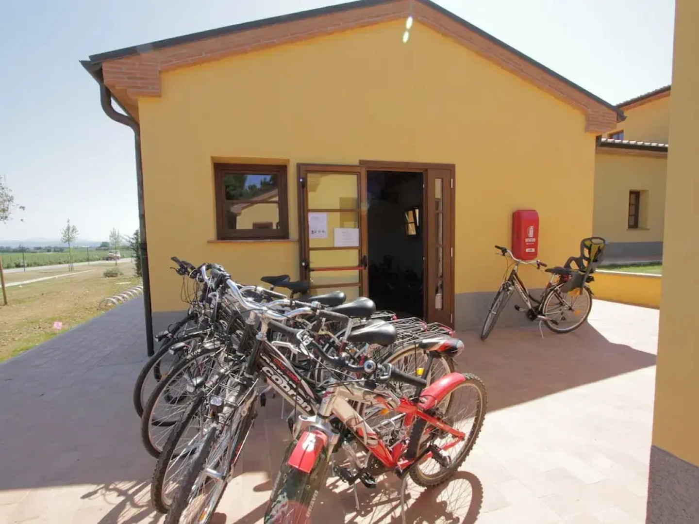 Stylish Apartment With AC and Terrace Near the Tuscan Coast