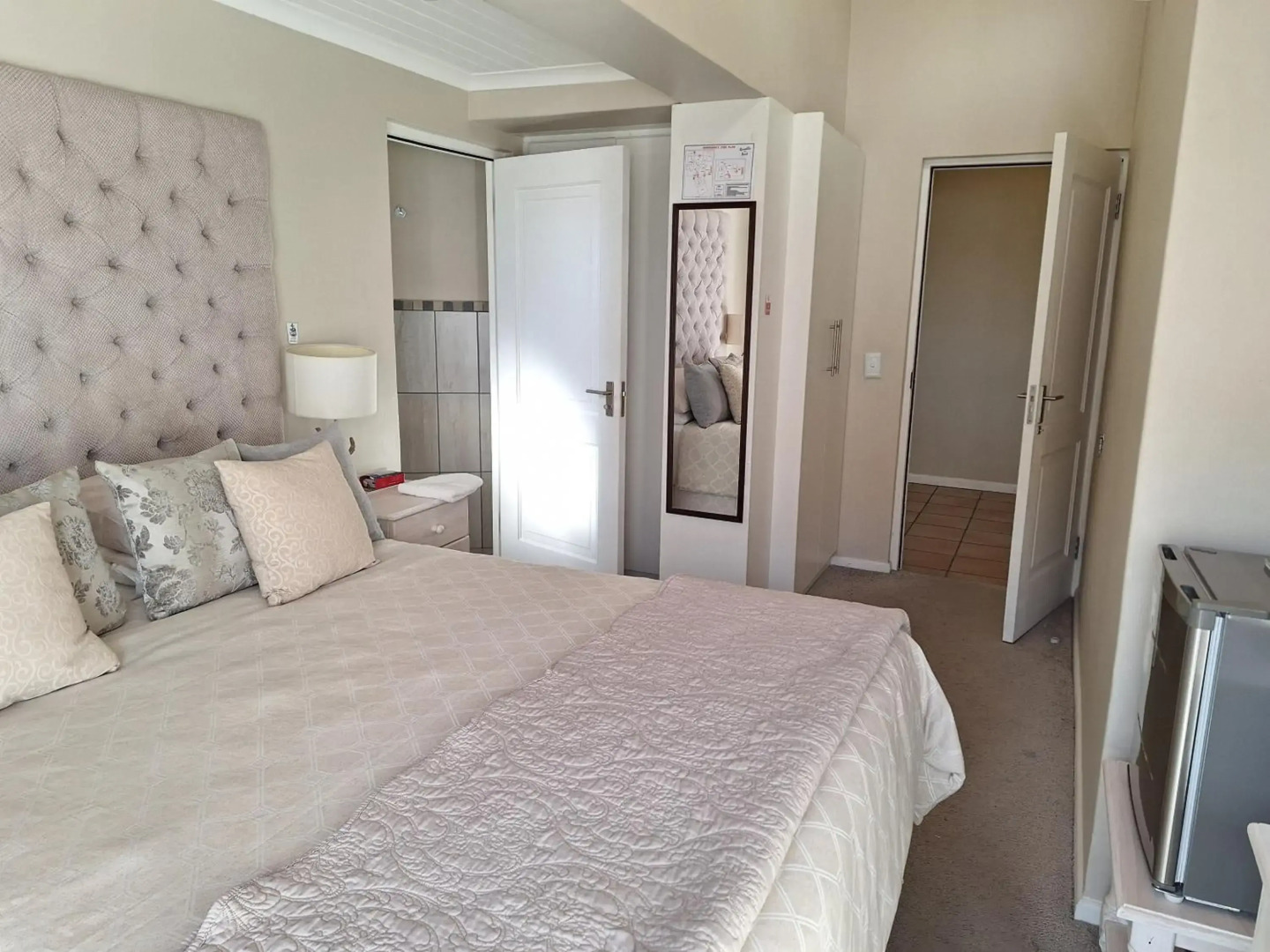 Russells On The Port