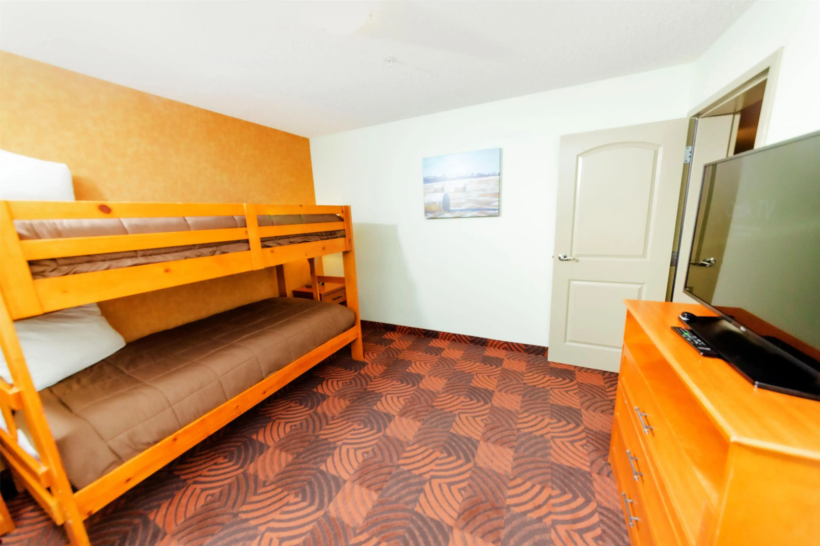 Service Plus Inns and Suites Calgary