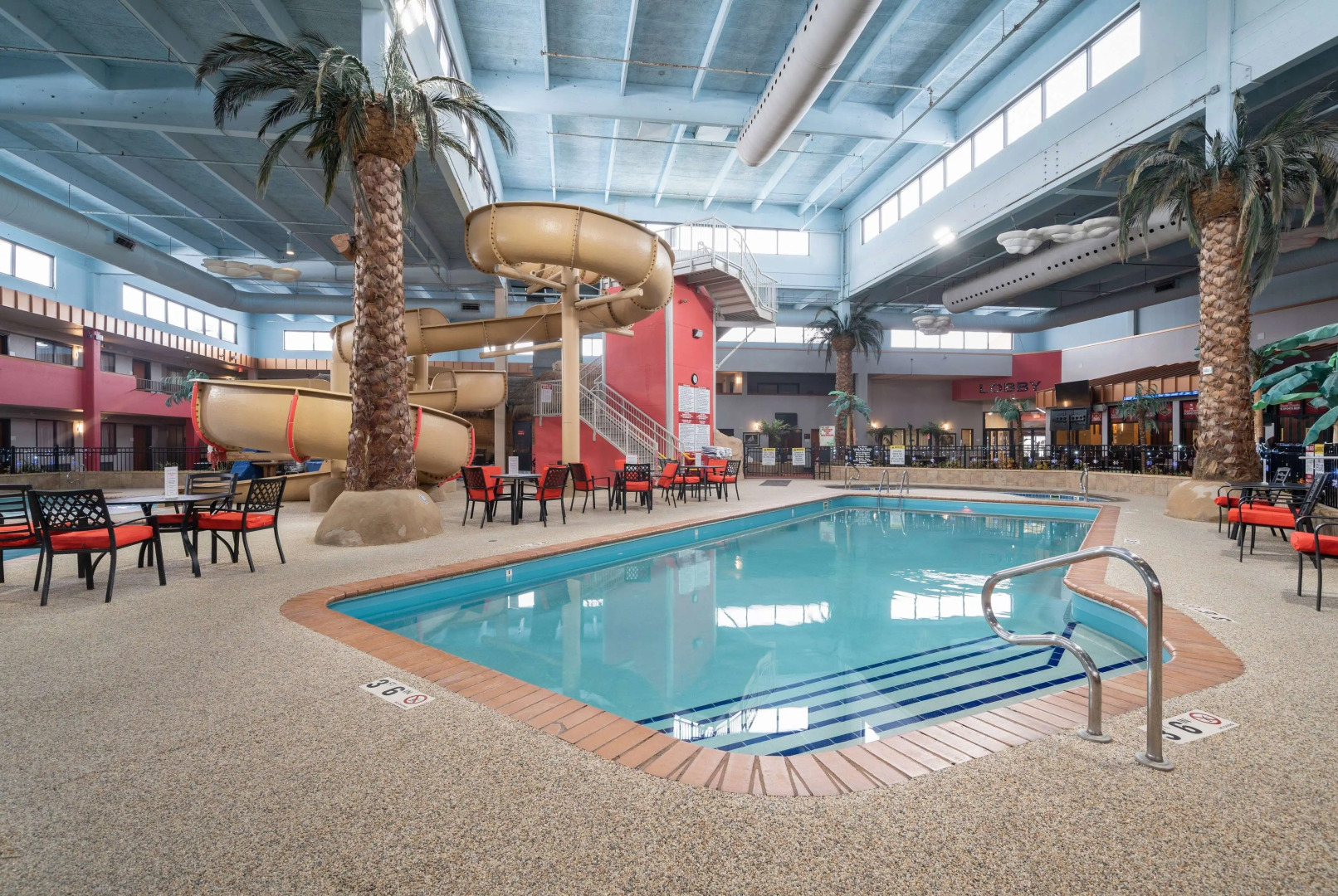 Ramada by Wyndham Sioux Falls Airport-Waterpark & Event Ctr