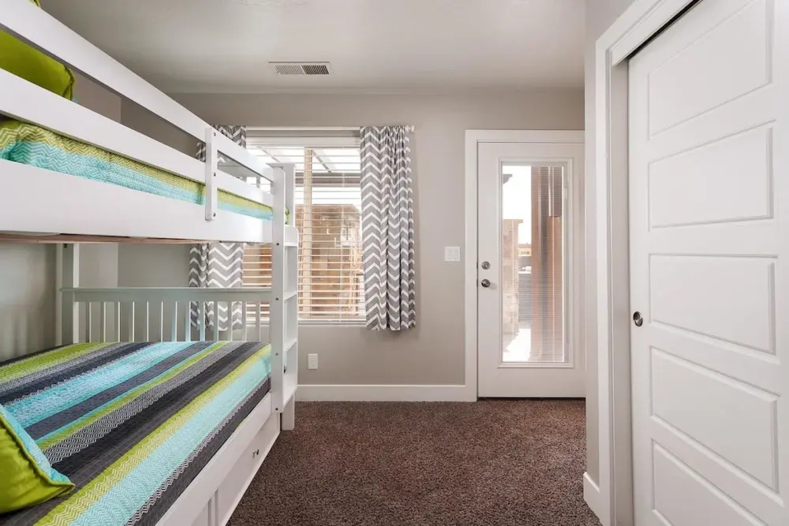 Your Escape at the Ledges