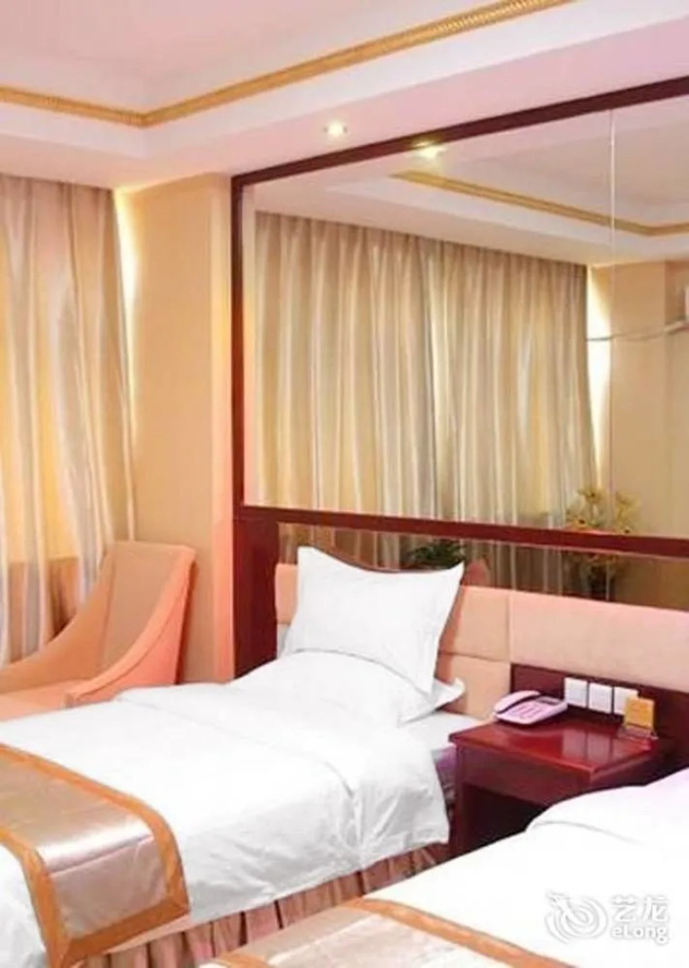 Zhongwei Wanrui Hotel