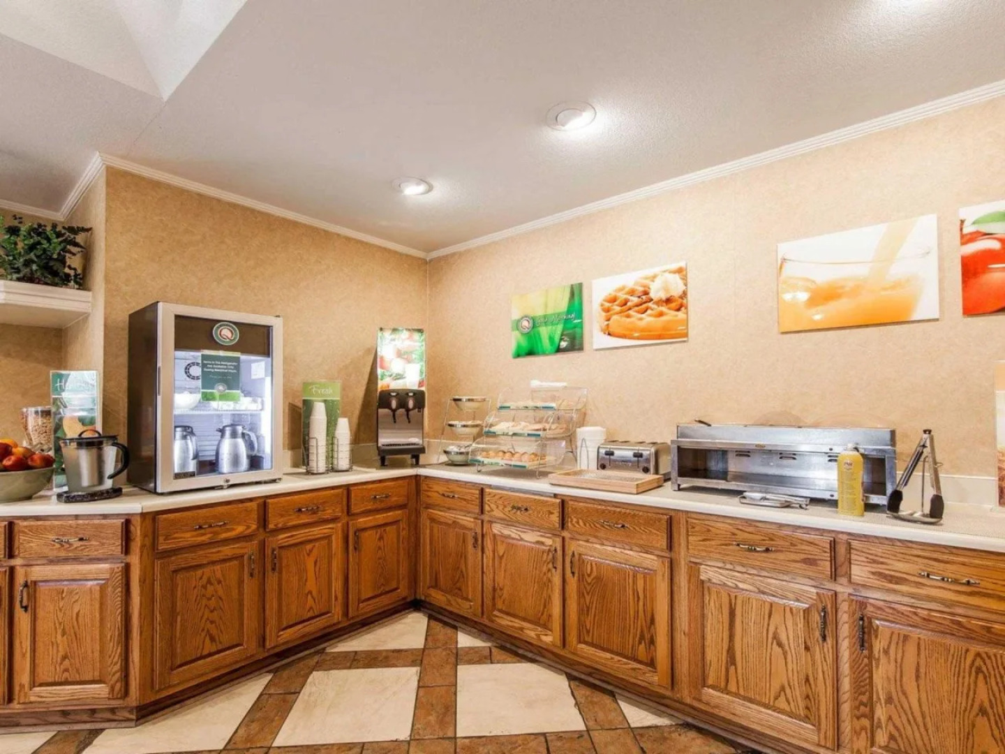 Quality Inn Rome South