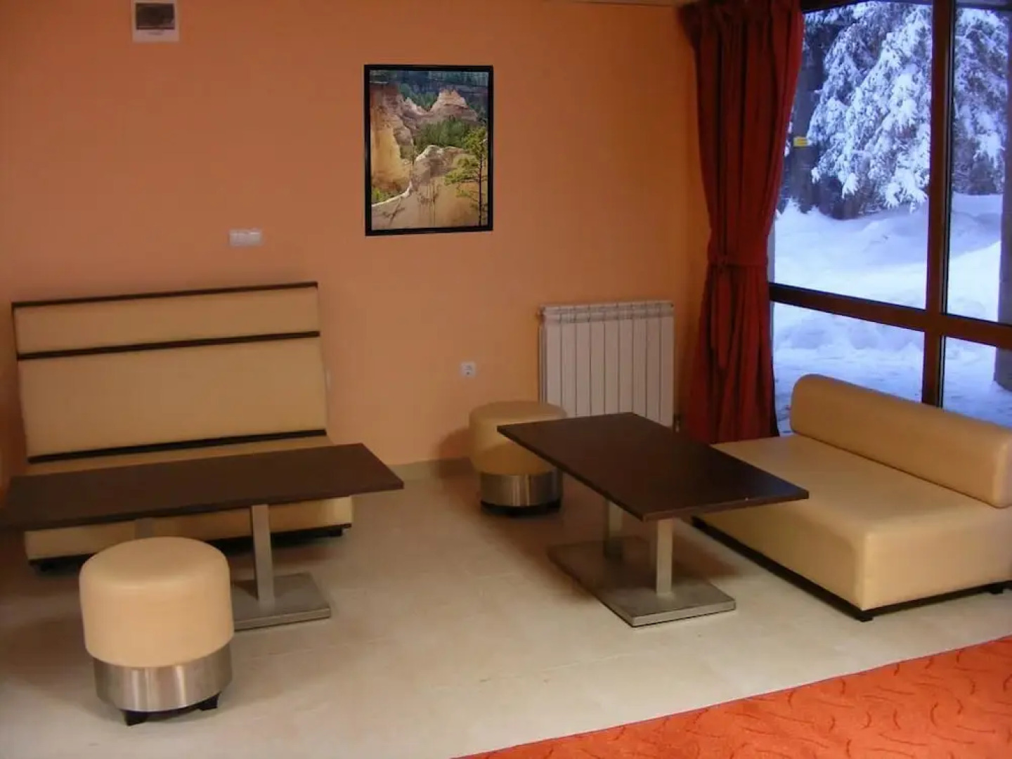 Aparthotel & SPA Iceberg