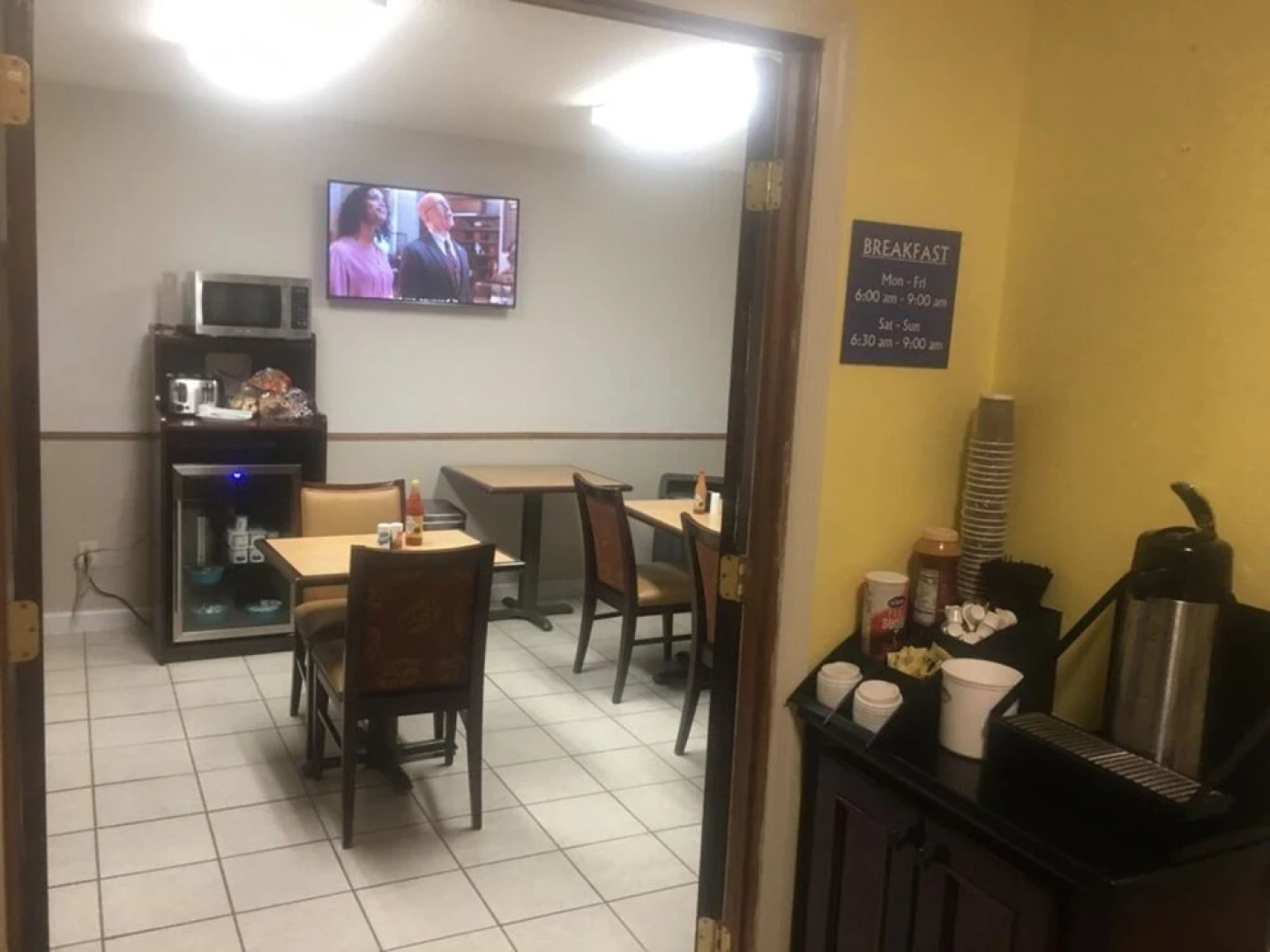 Americas Best Inn Hawkinsville