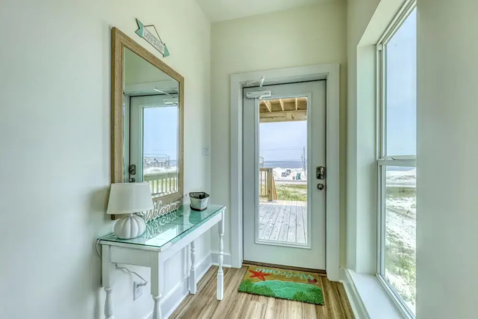 Salty Seahorse - Waterfront! Pet Friendly! Game Room, Pool Table, Beautiful Views - Room For The Whole Family 4 Bedroom Home by RedAwning