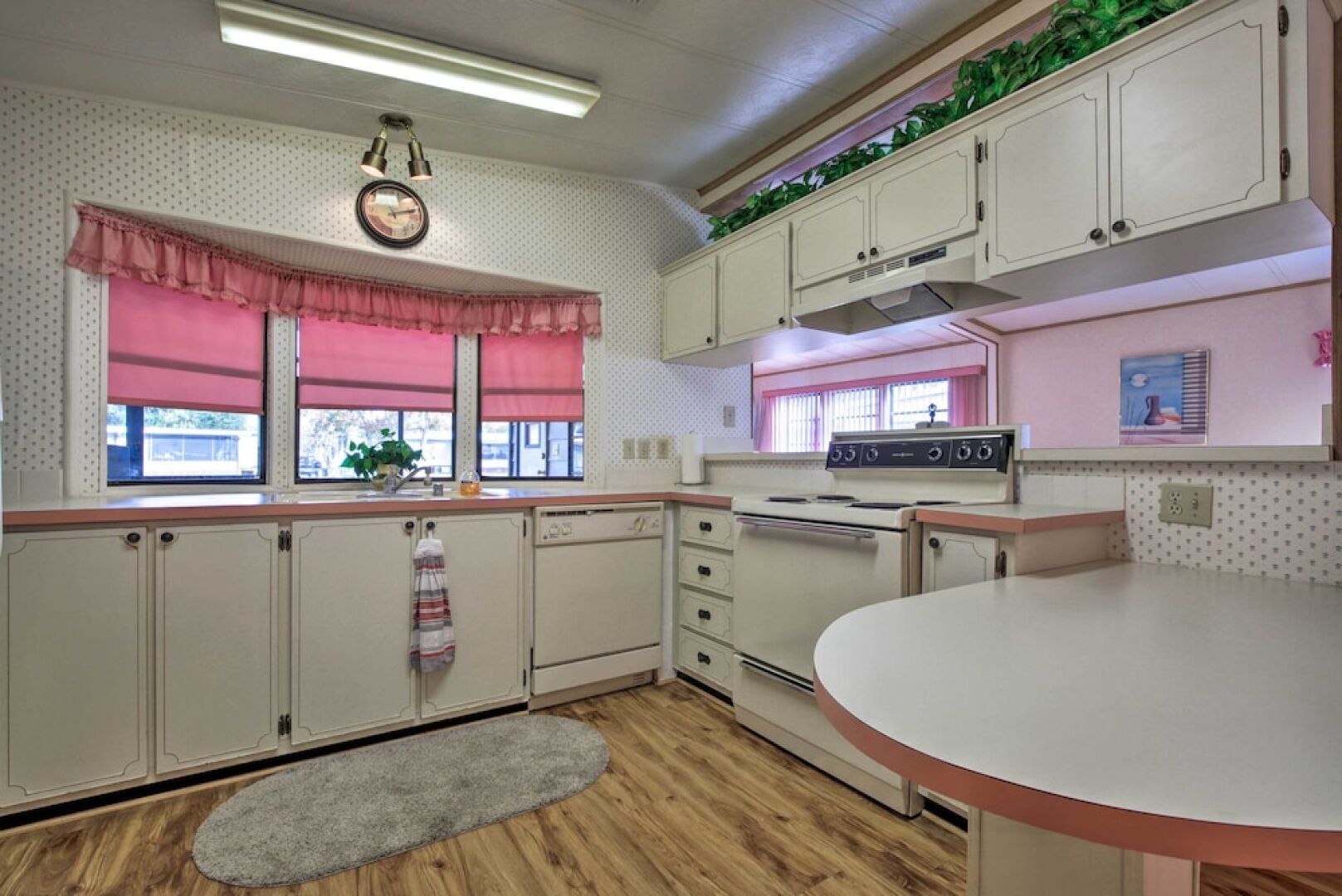 Waterfront Homosassa Home w/ Private Dock & Deck!