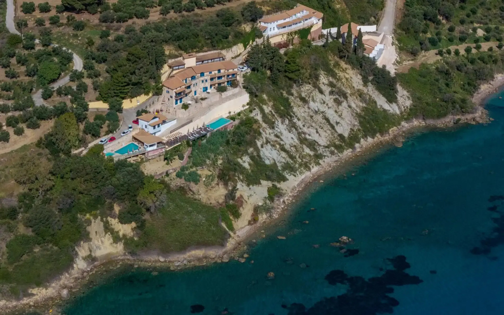 Pelagos Beach Hotel
