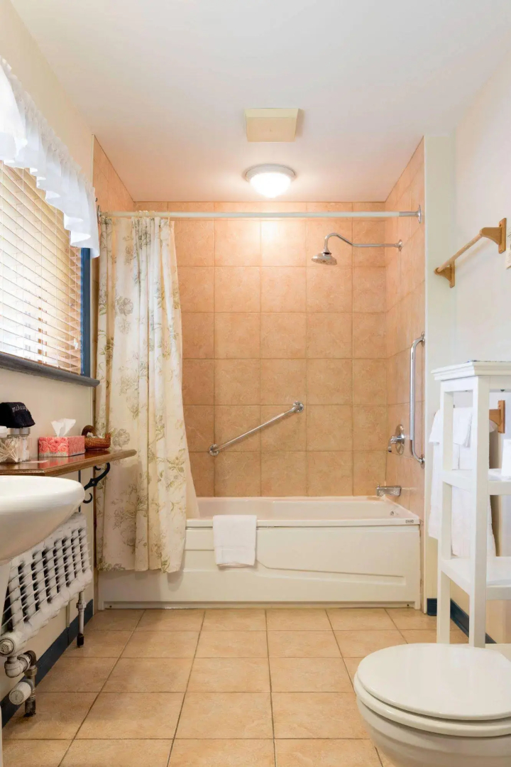 Auberge Le Lupin B&B