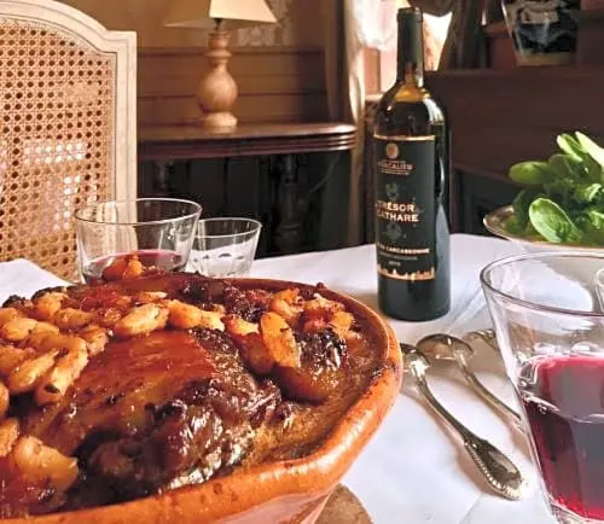 Demeure Saint Louis, cité 10mn à pieds, piscine chauffée, Clim AC, Parking privé