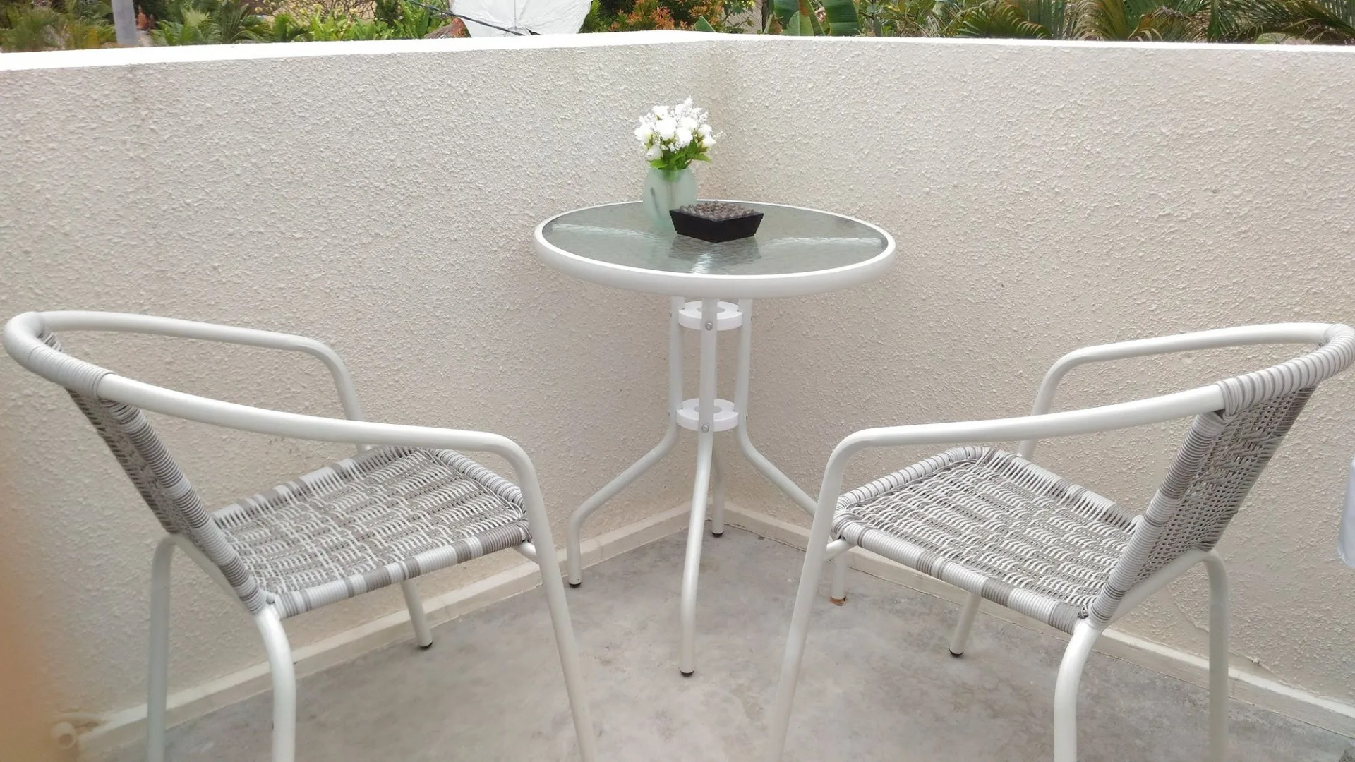 Green Studio Apartment Sanur