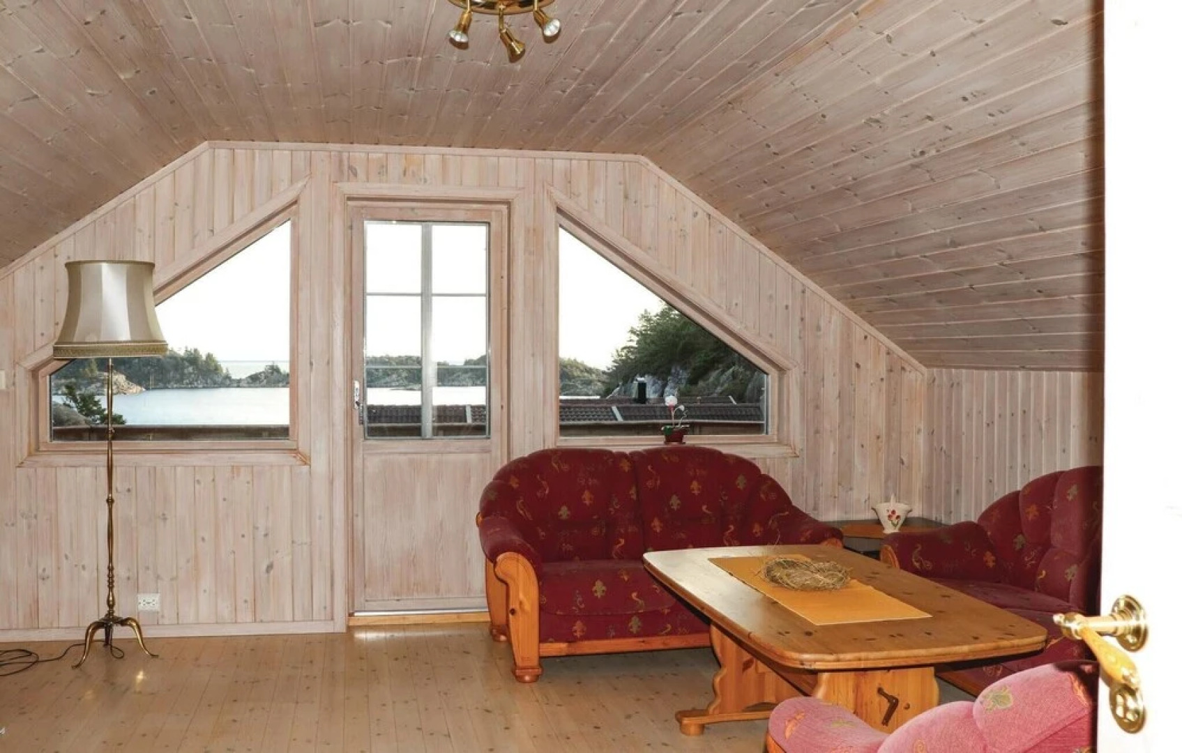 Nice Home in Lindesnes With 5 Bedrooms and Sauna