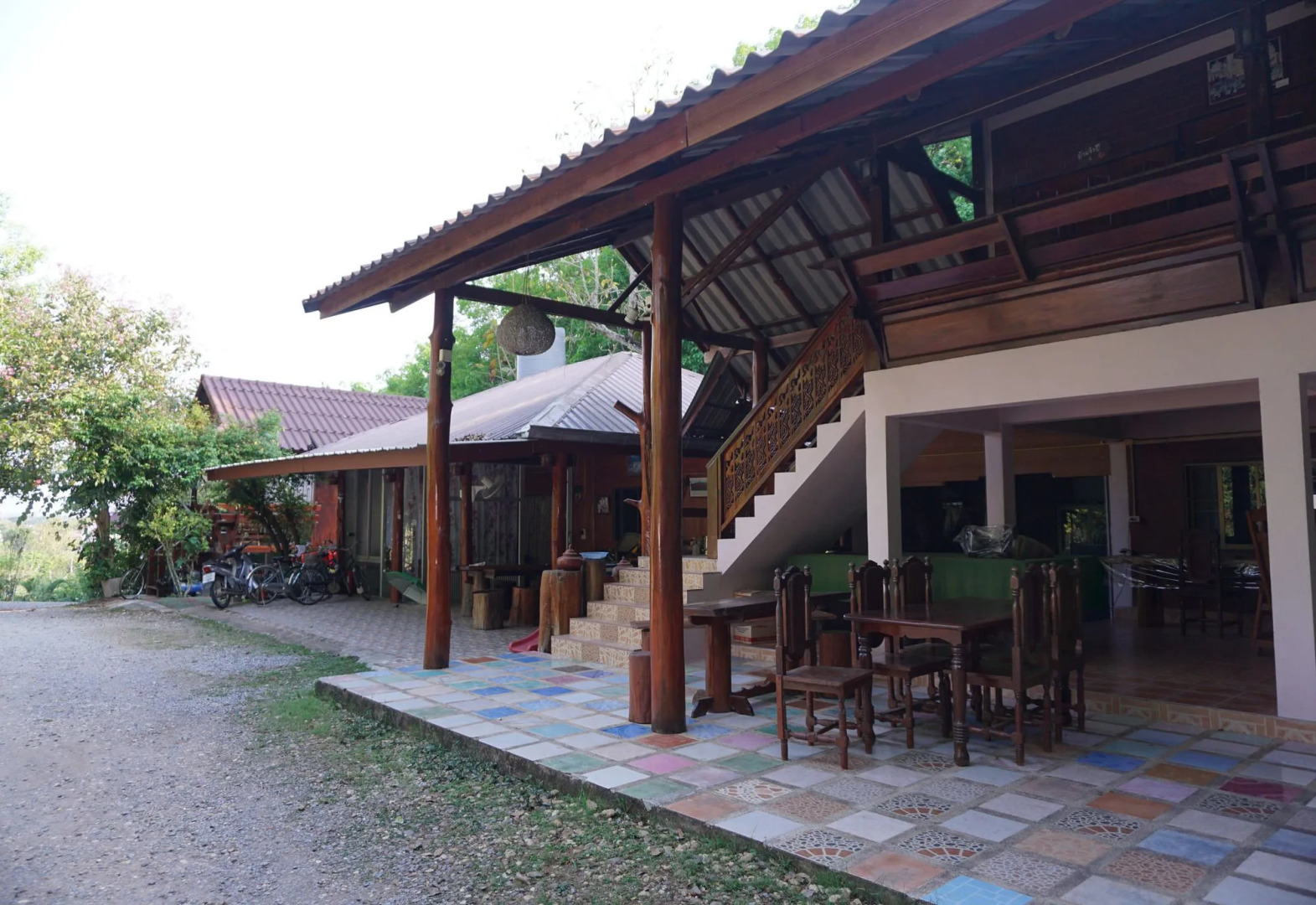 Settee Homestay