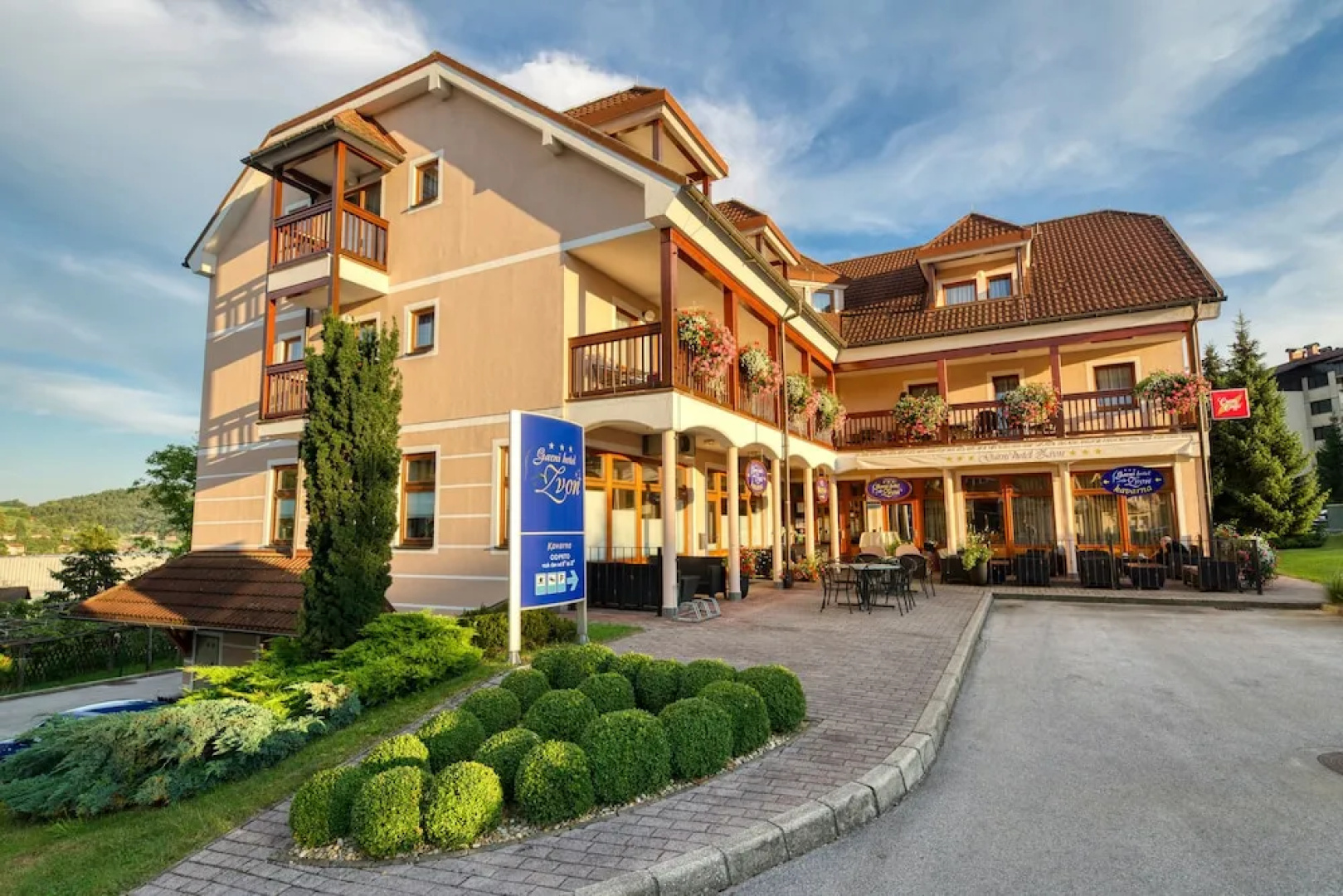 Garni Hotel Zvon