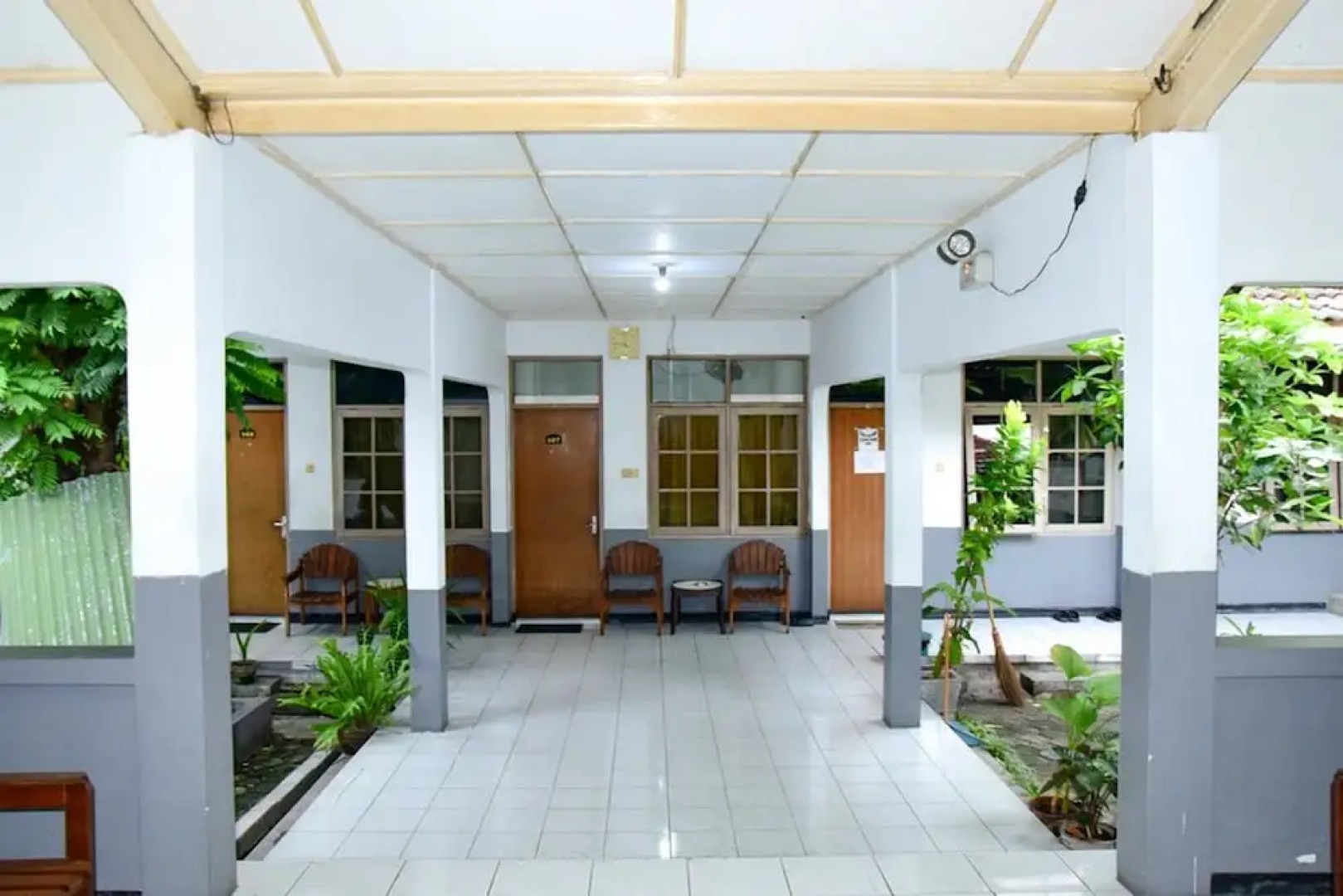 RedDoorz Syariah near Puro Pakualaman Palace