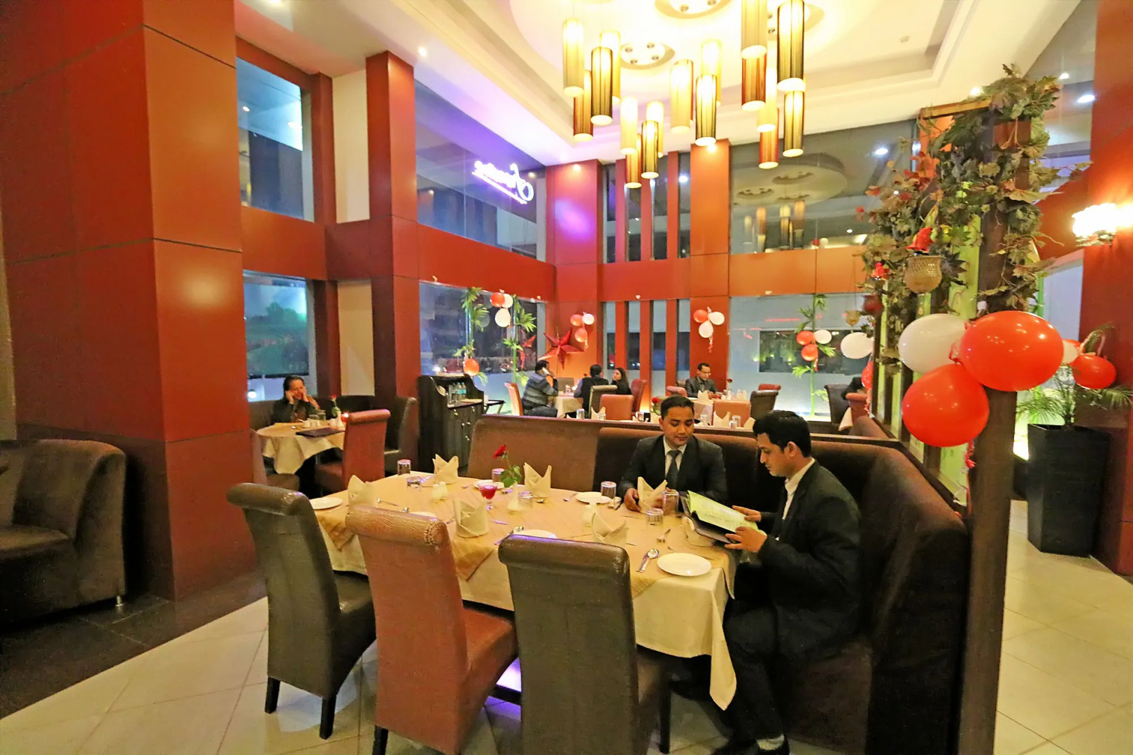 Hotel Gateway Grandeur