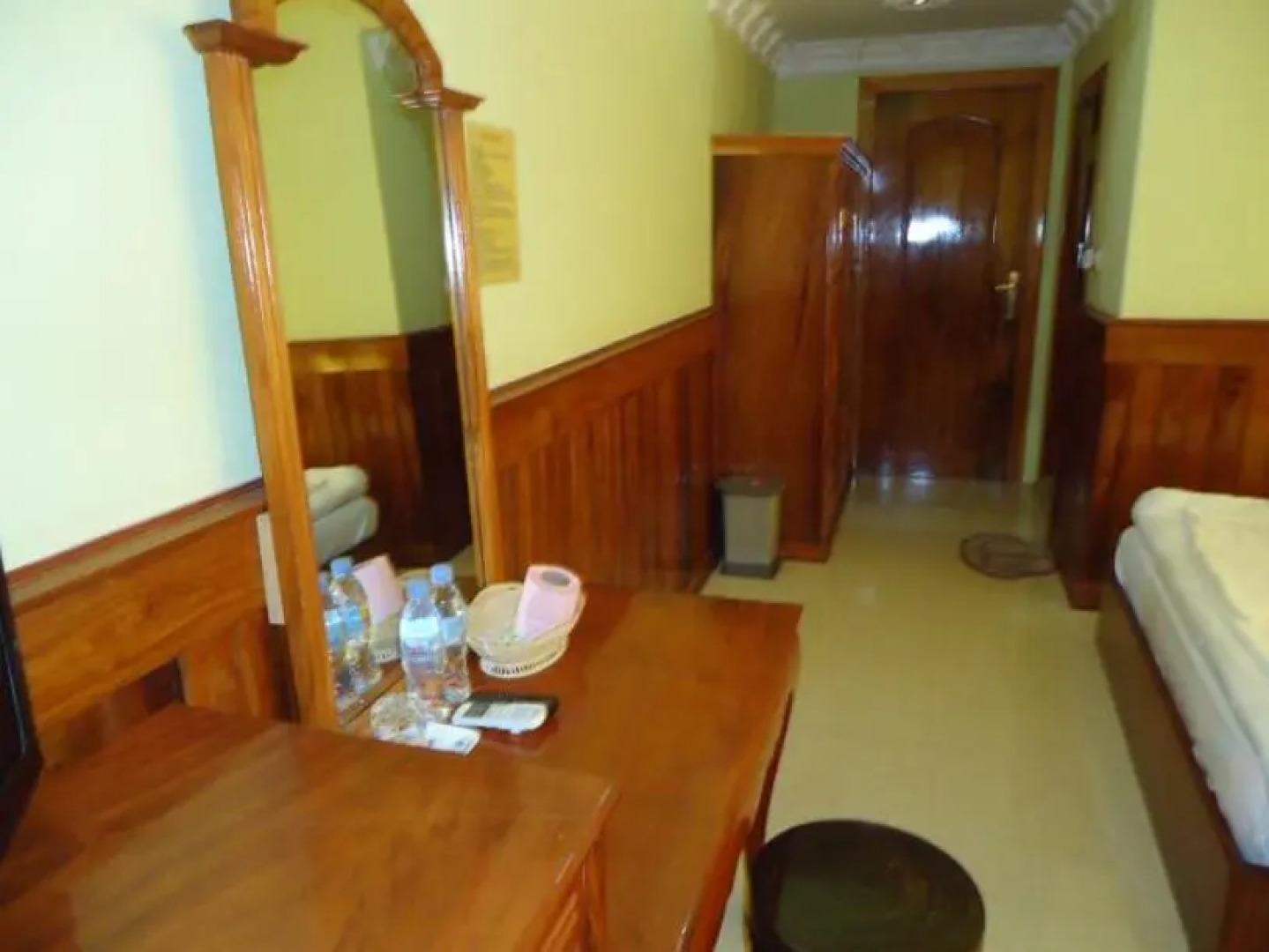 Luck Life World Hotel