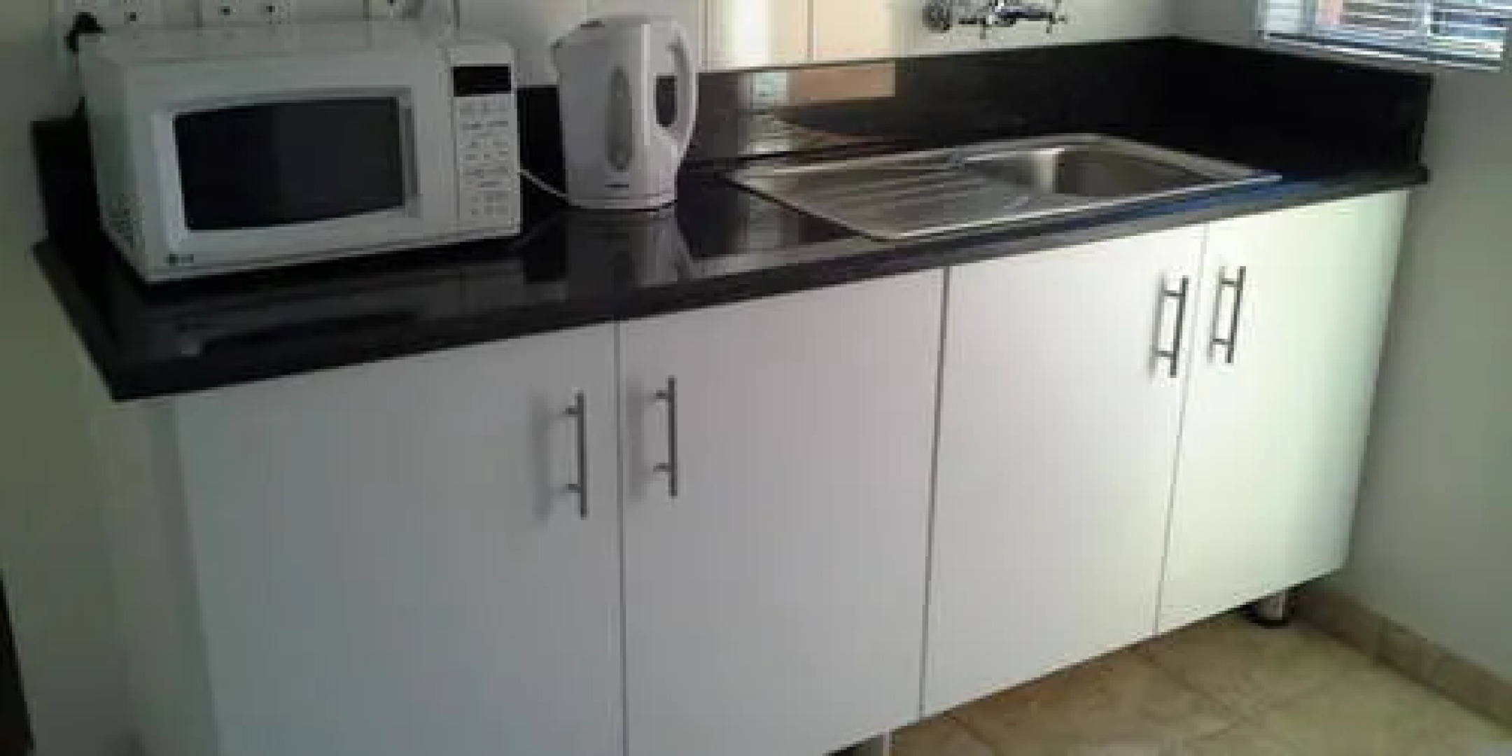 Clares Bed and Breakfast