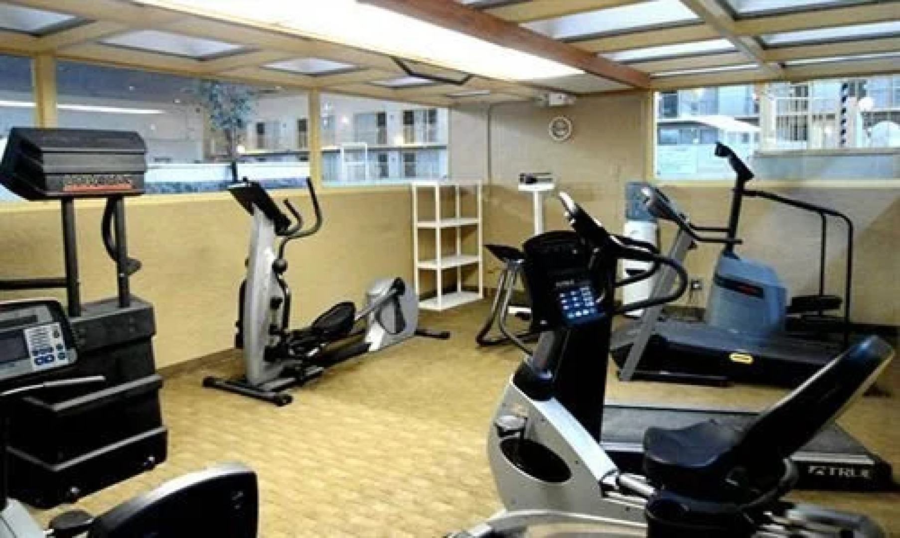 Flippers Holiday Village