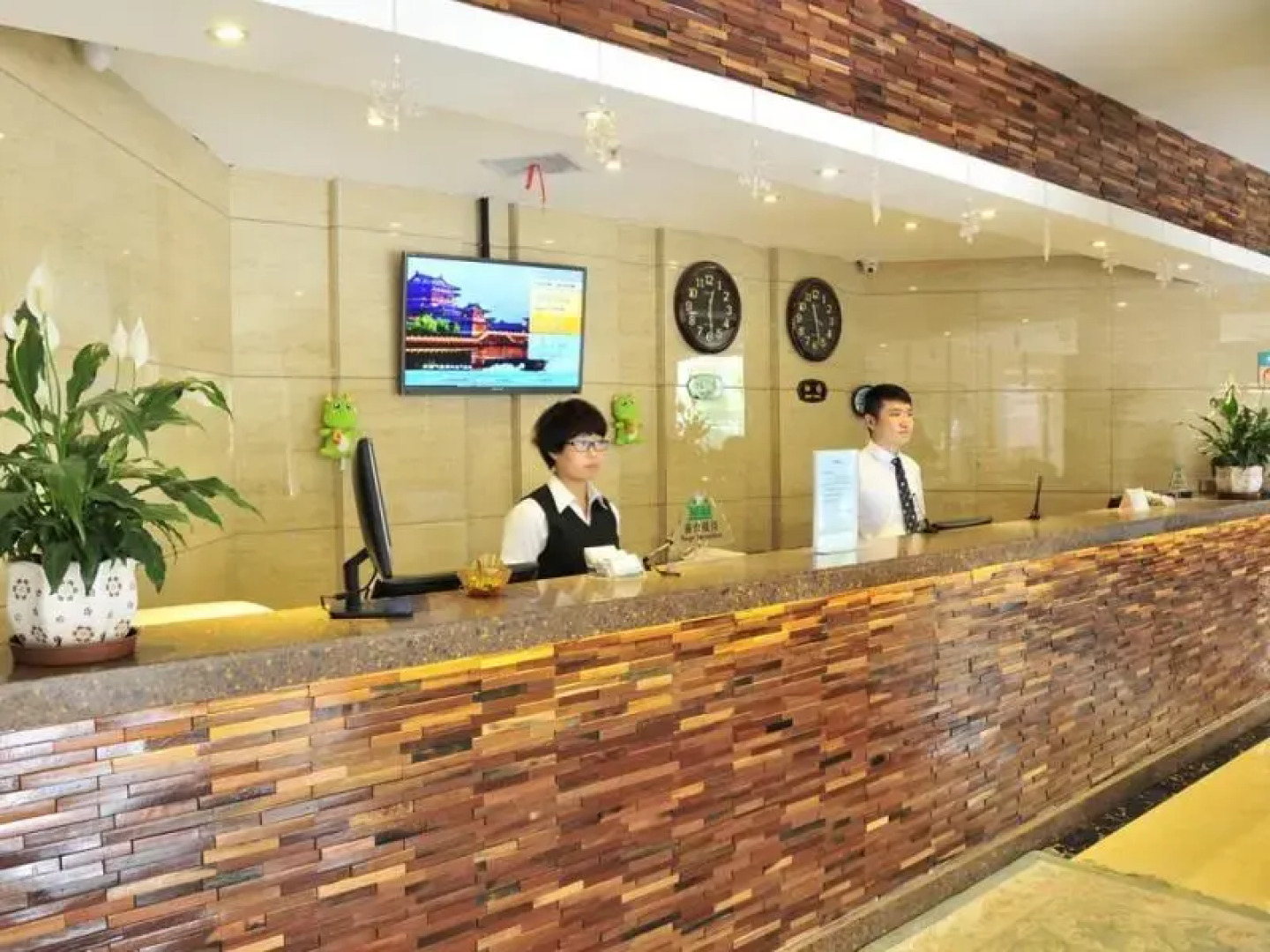 GreenTree Inn Lanzhou Yantan High-tech Zone Nanhe Road Business Hotel