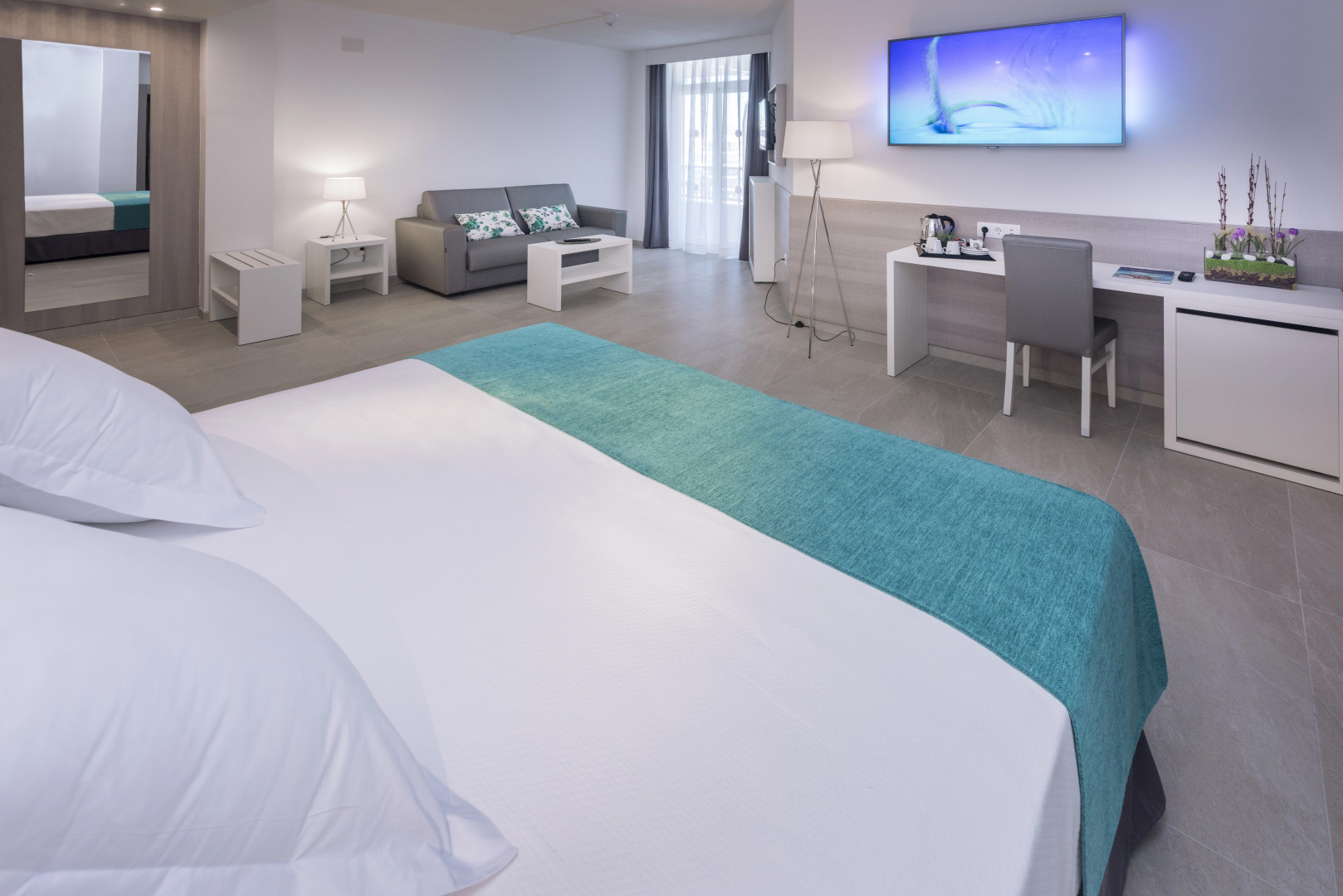 Olympus Palace Hotel