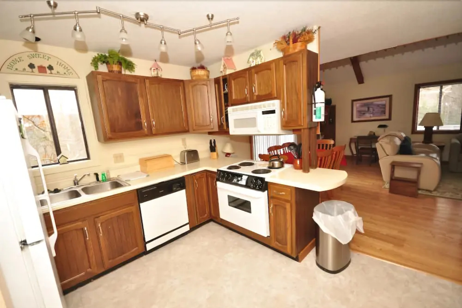 Vacation Homes by Rumbling Bald Resort