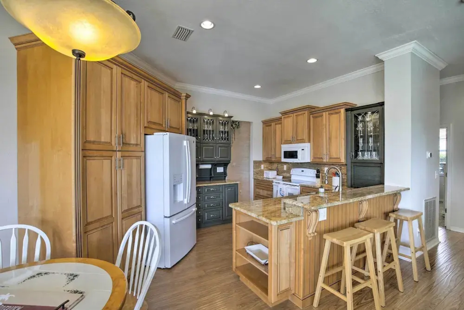 Bright & Sunny Riverview Oasis w/ Pool & Pond