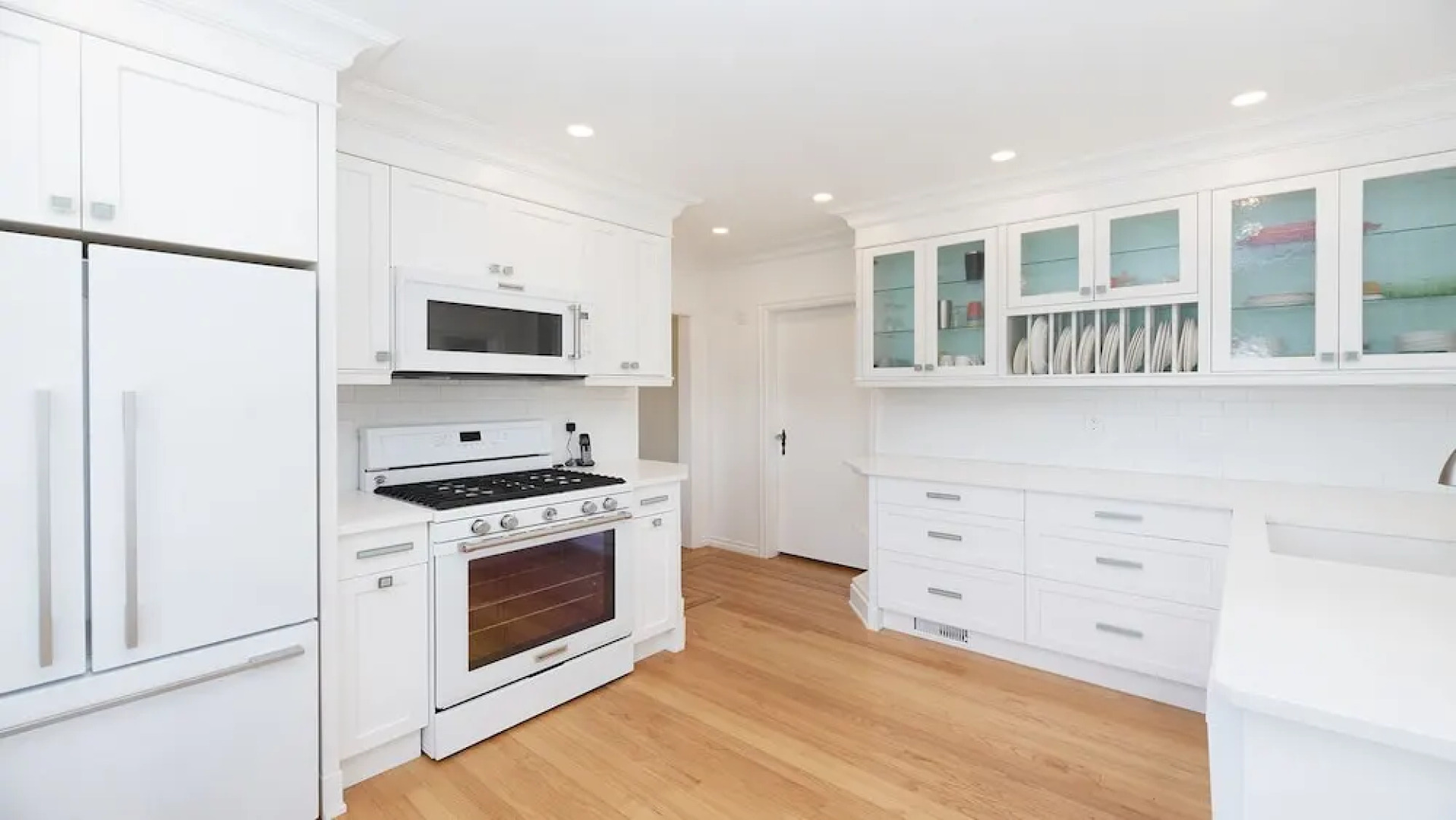 Dae's Seaside Dream on the Ocean