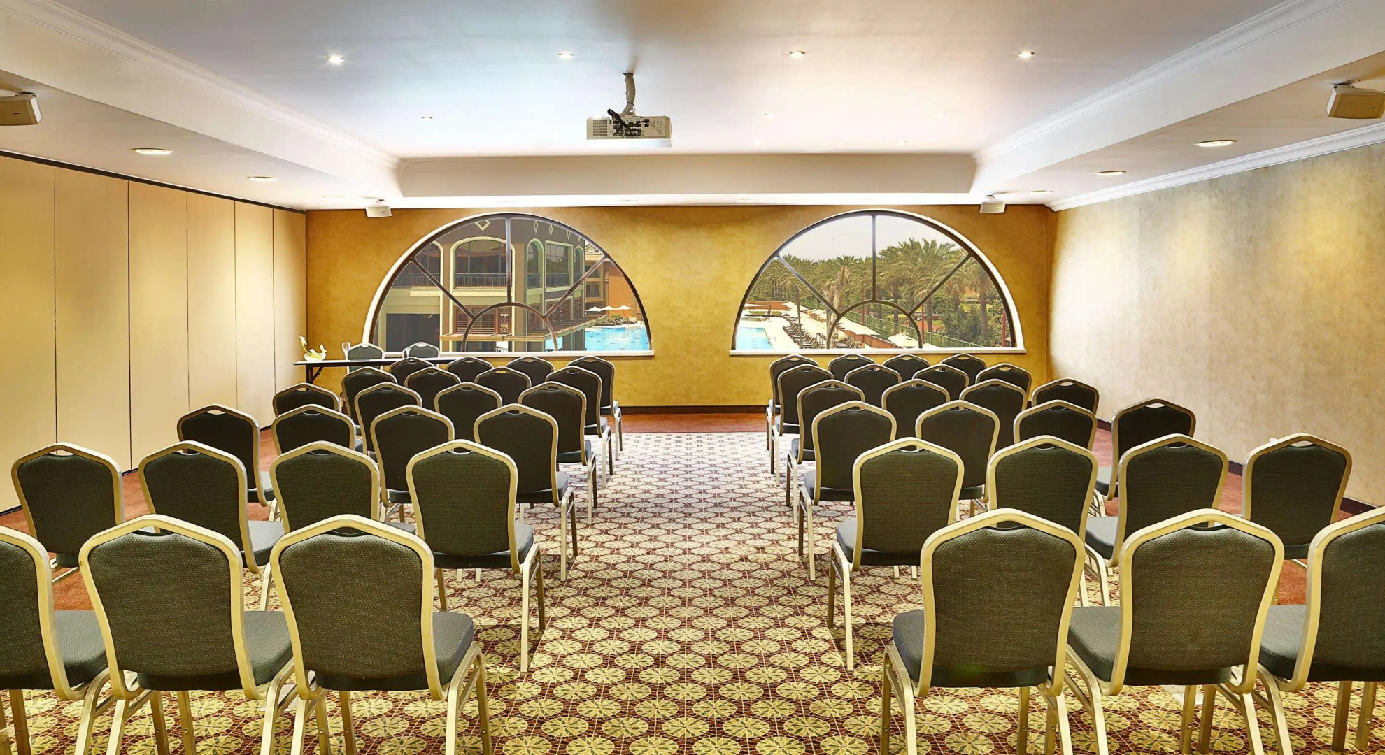 Hilton Alexandria King's Ranch