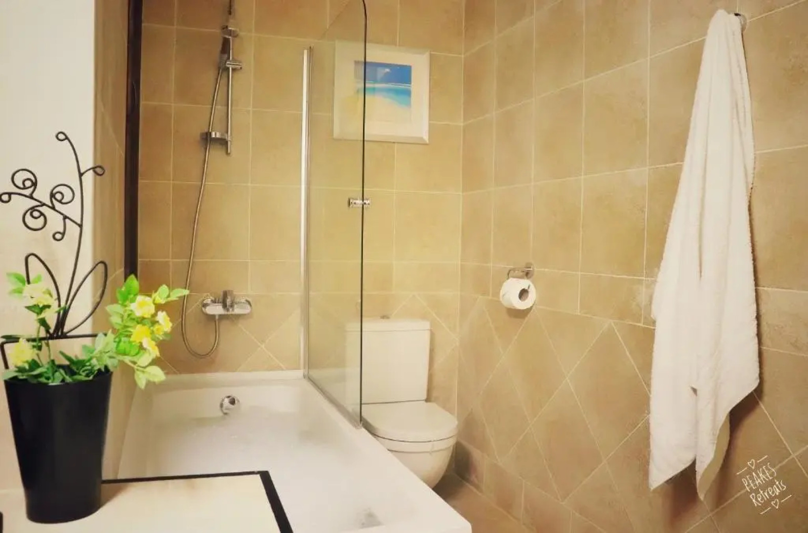 No1 The Lanterns, Peake’s Retreats