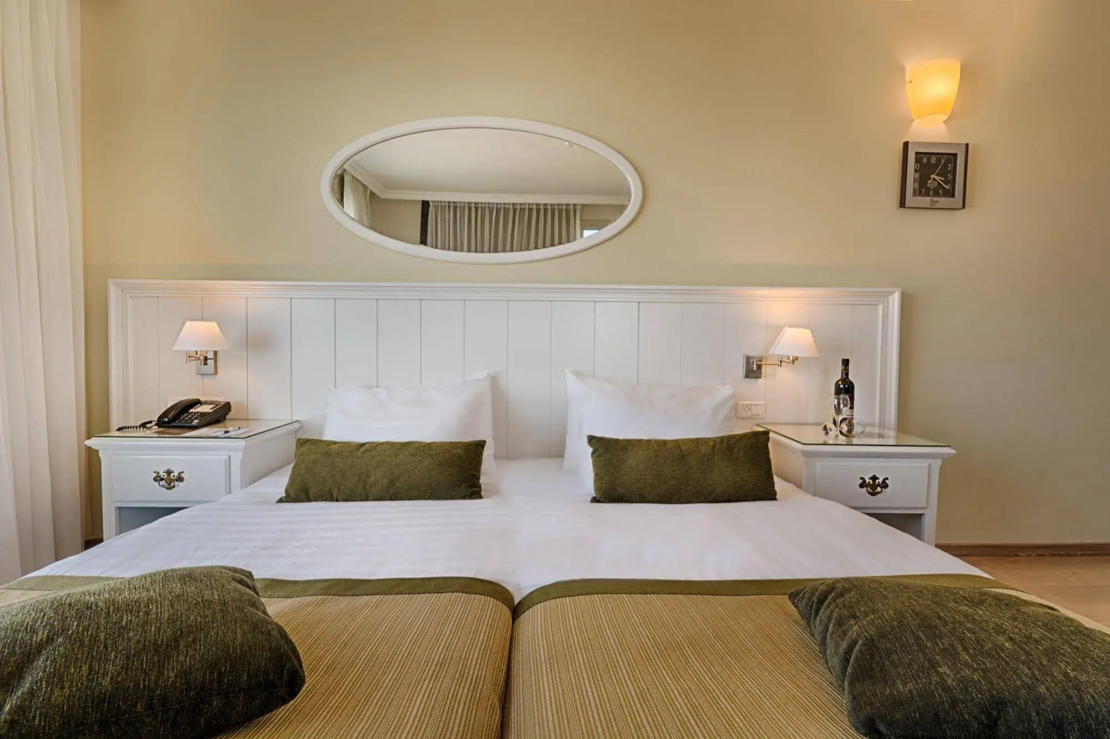 Royal Plaza Hotel