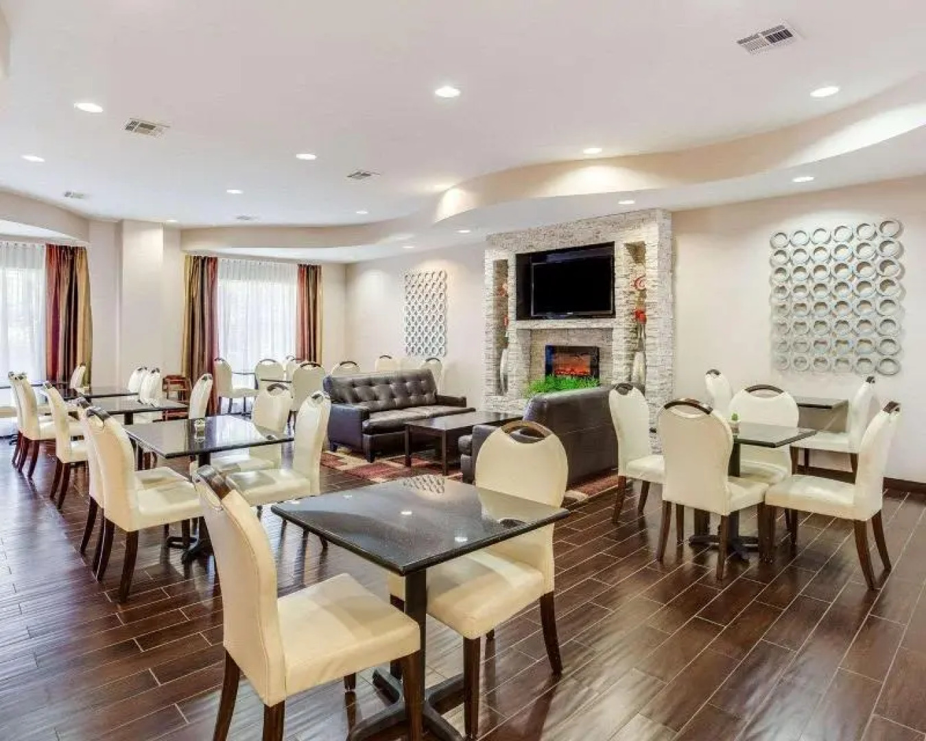 Comfort Suites Northshore Area