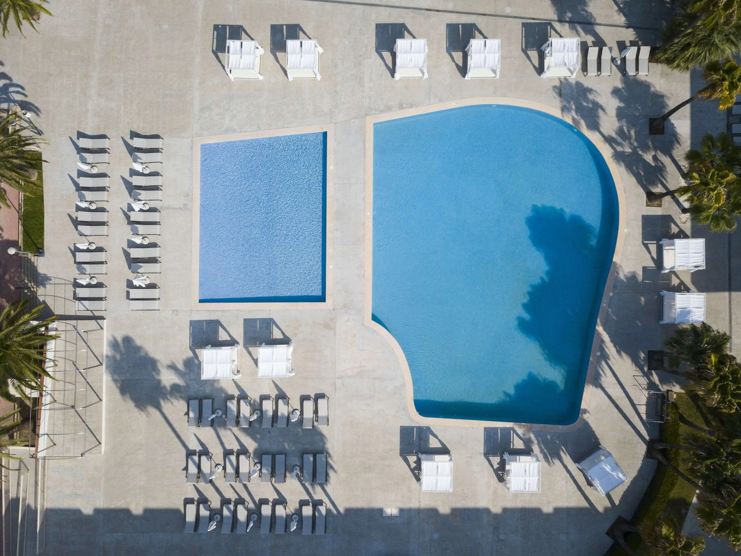 Отель Innside by Meliá Alcudia