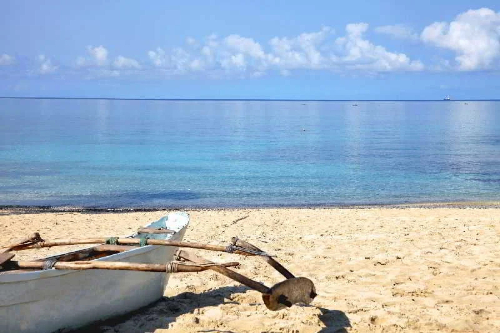 Cristal Itsandra Beach Hotel