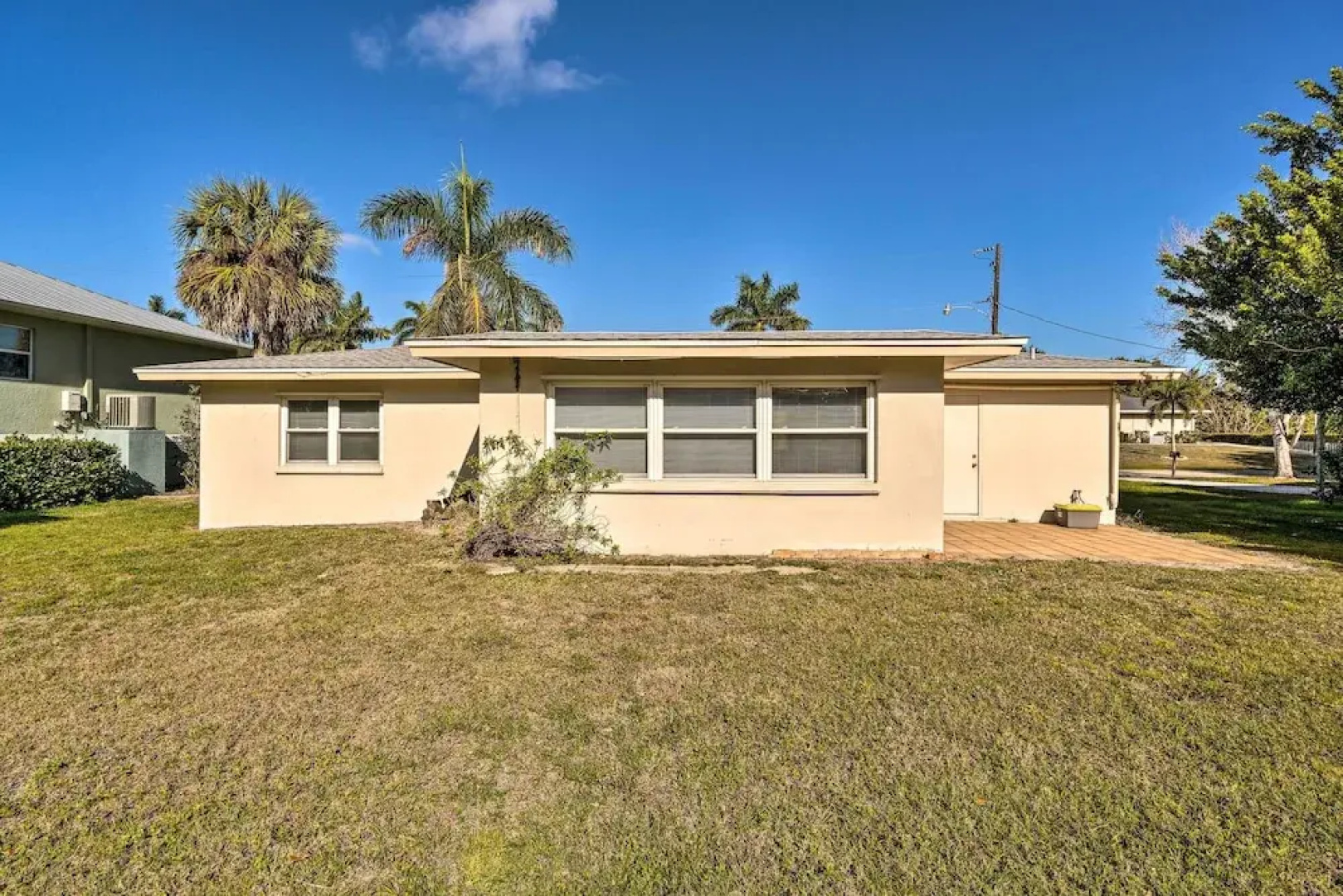 Punta Gorda Home With Backyard ~ 1 Mile to Dtwn!
