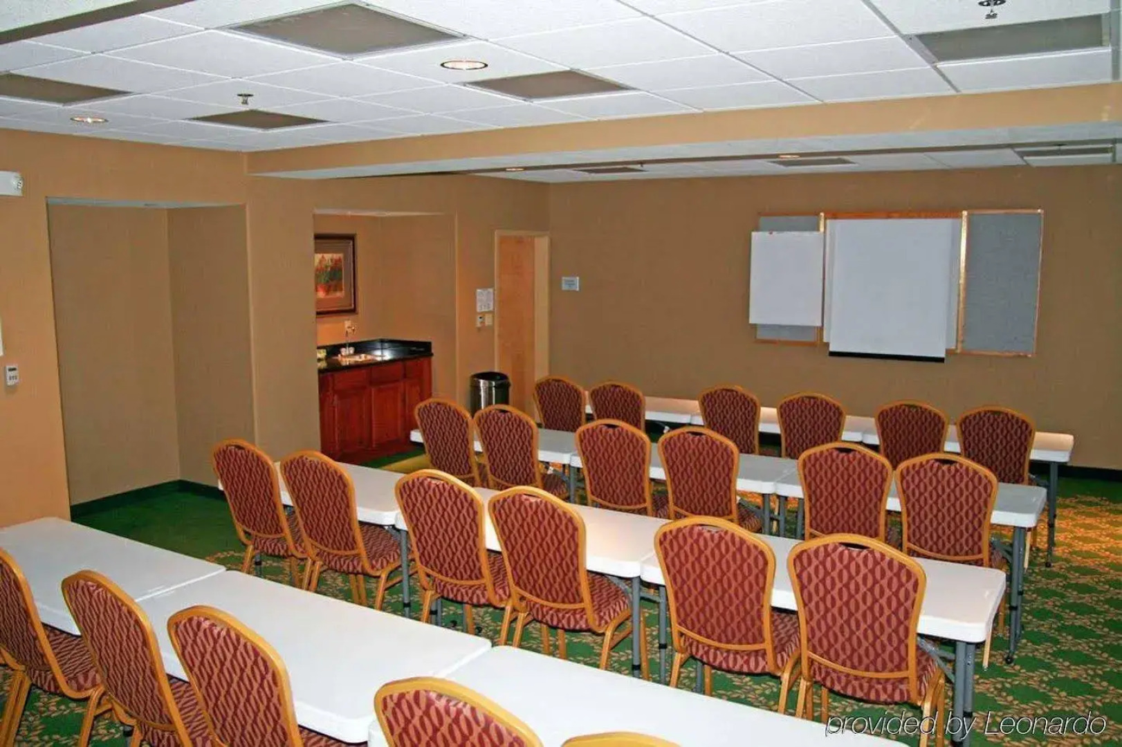 Hampton Inn Hays-North of I-70