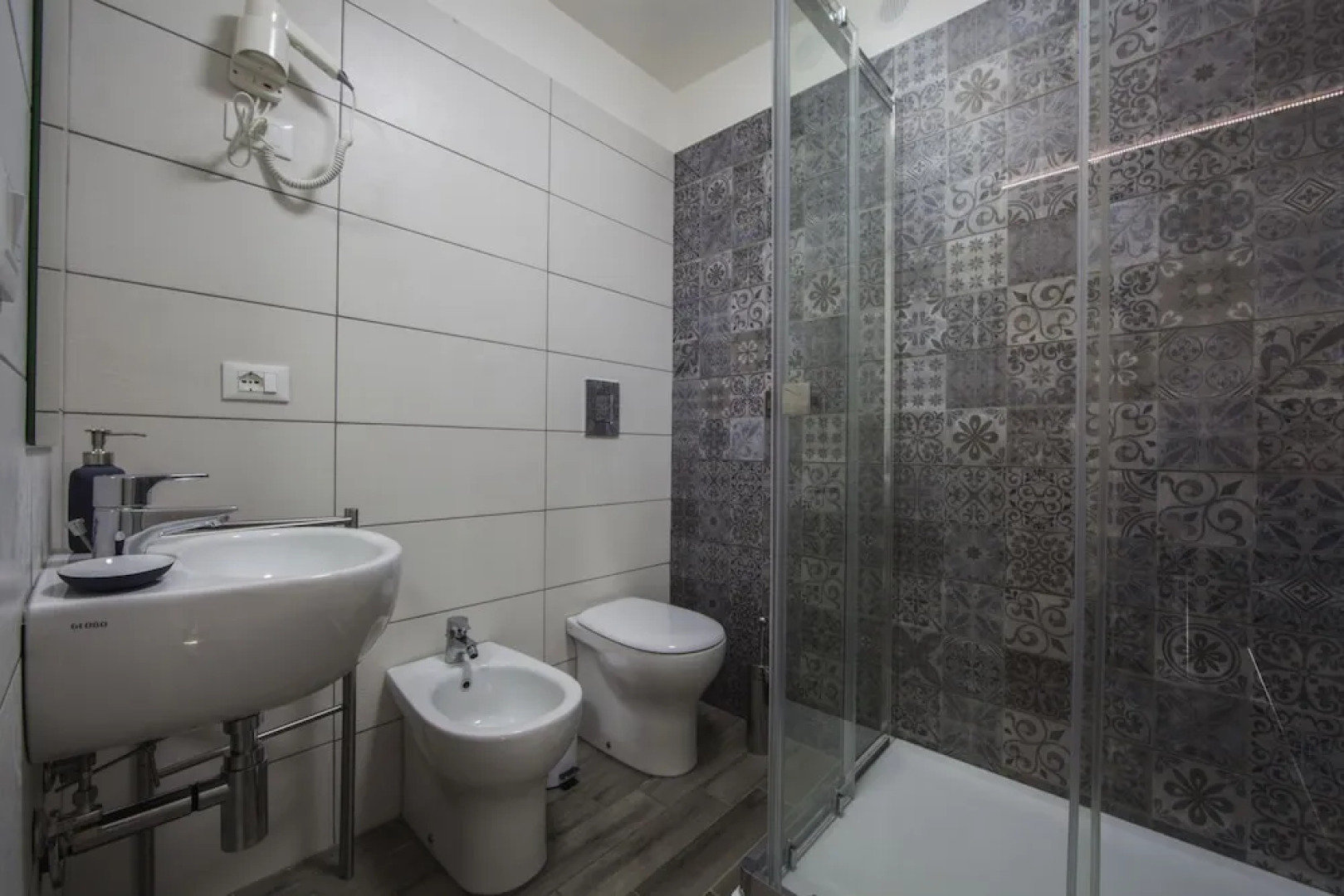 Un Attimo a Roma B&B