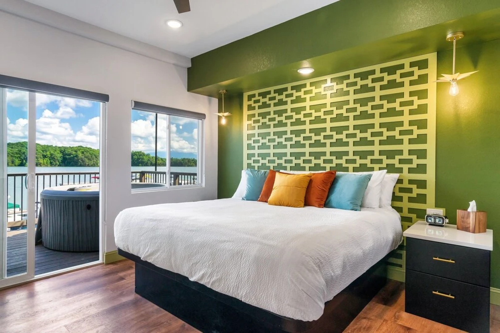 Lake Escape 1 Bedroom Villa by Redawning