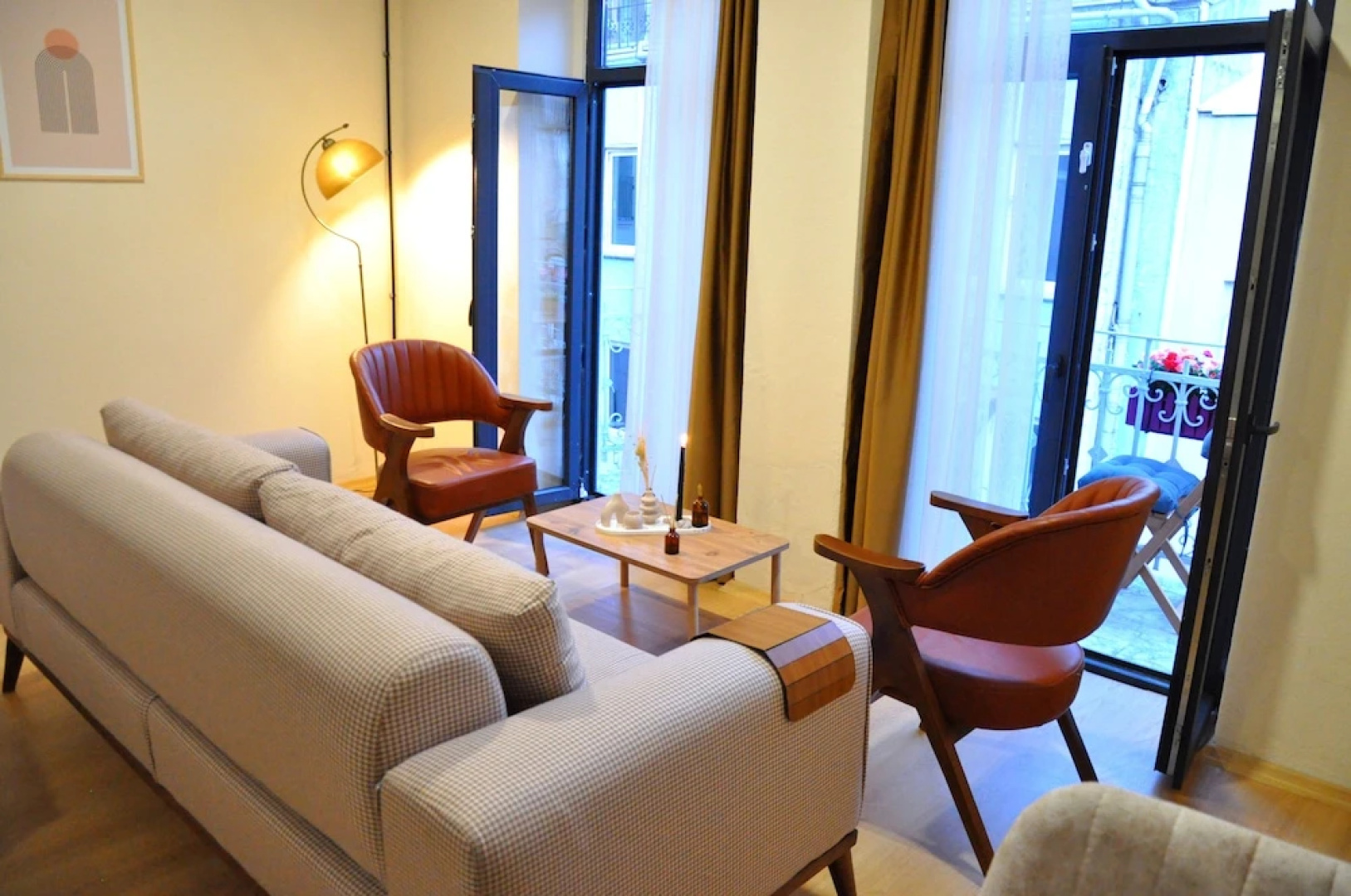 Golden Door Hotel