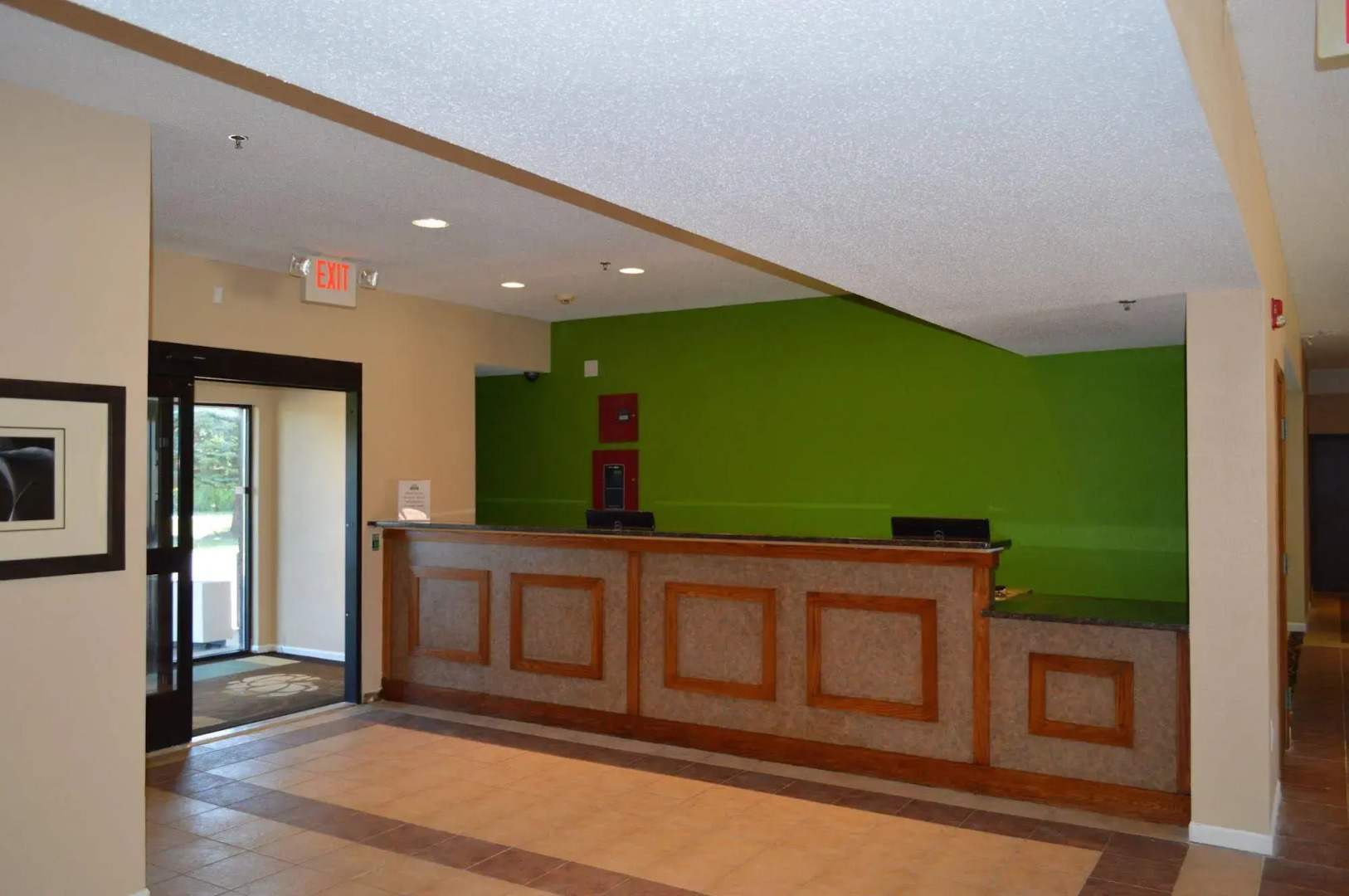 SureStay Hotel by Best Western New Buffalo