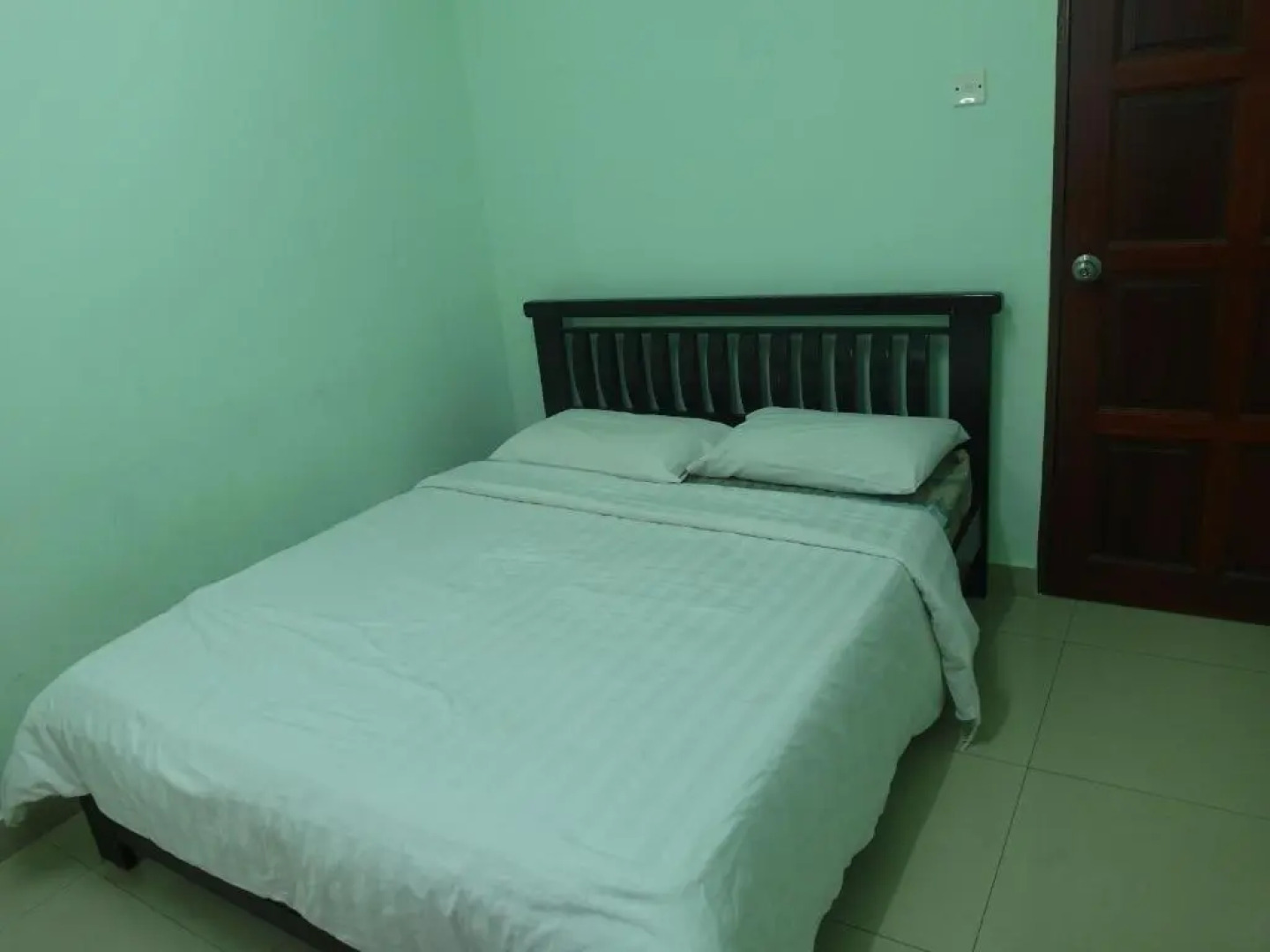 Jarzmin 2 Rooms Apartment